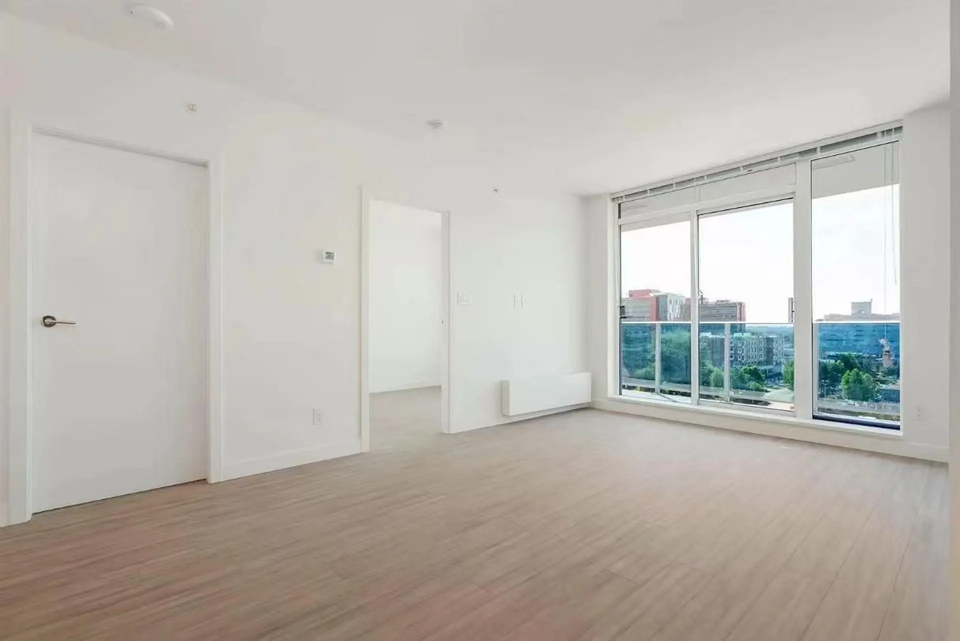 Property at #811 13615 FRASER HIGHWAY, Surrey, BC