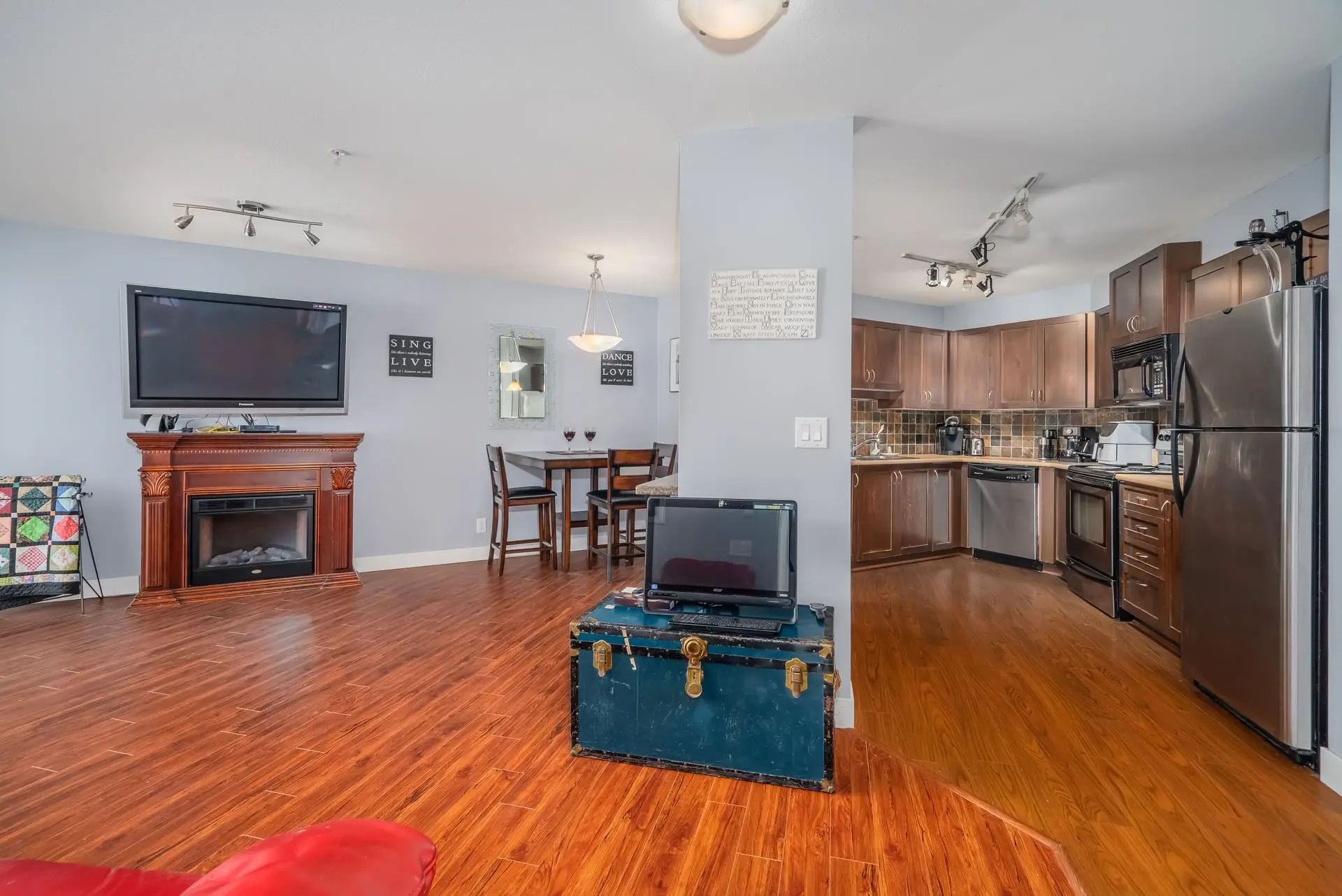 #202 2955 Diamond Crescent - Image 7