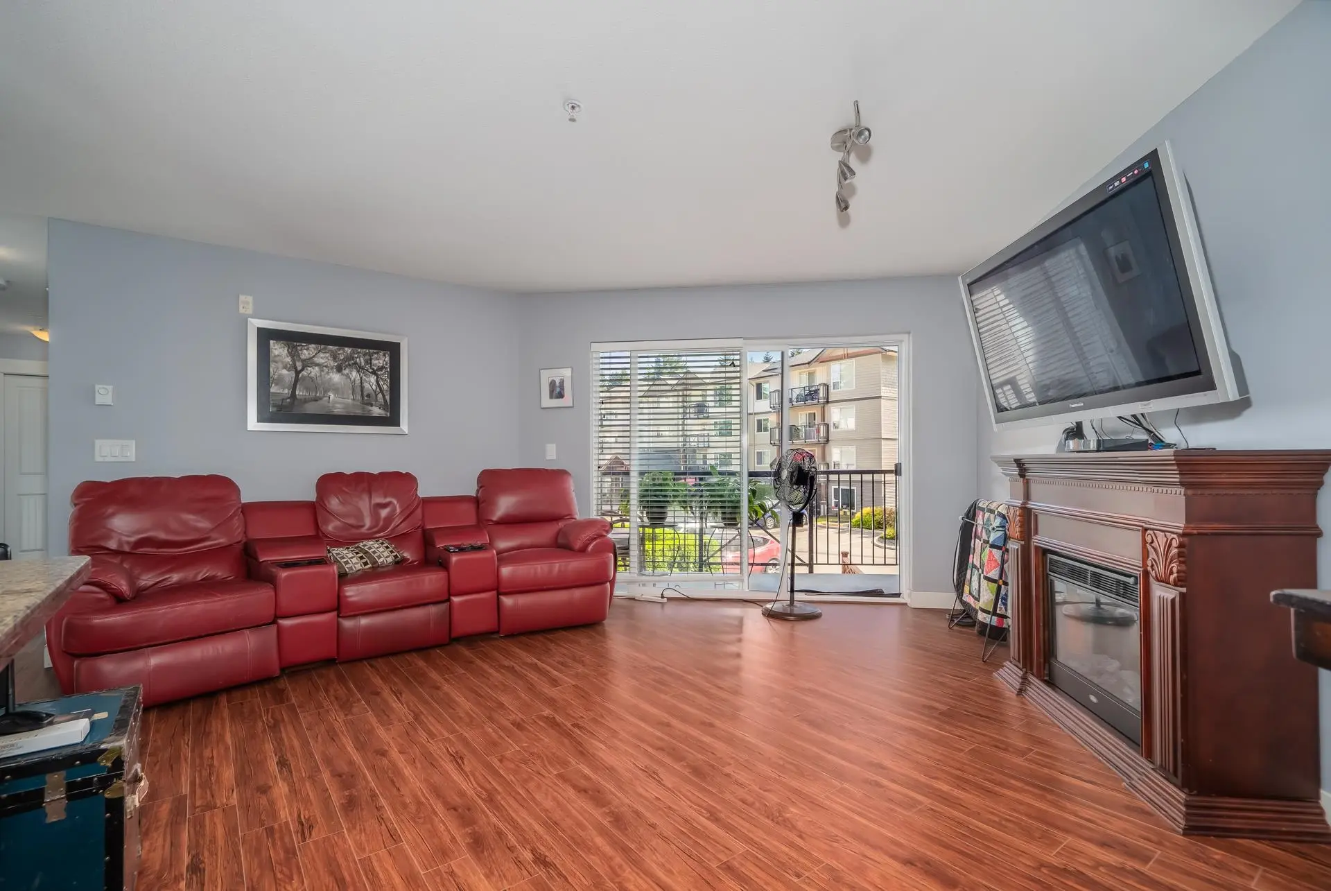 #202 2955 Diamond Crescent - Image 3