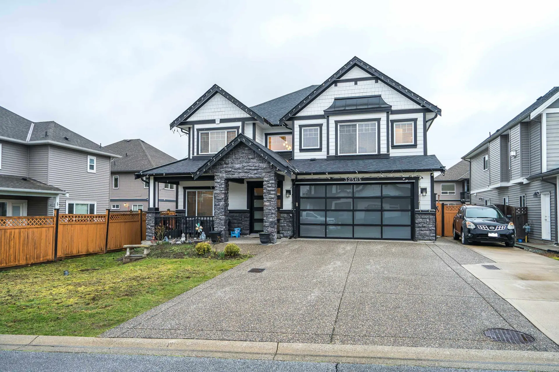 Property at 32565 Salsbury Avenue, Mission, BC