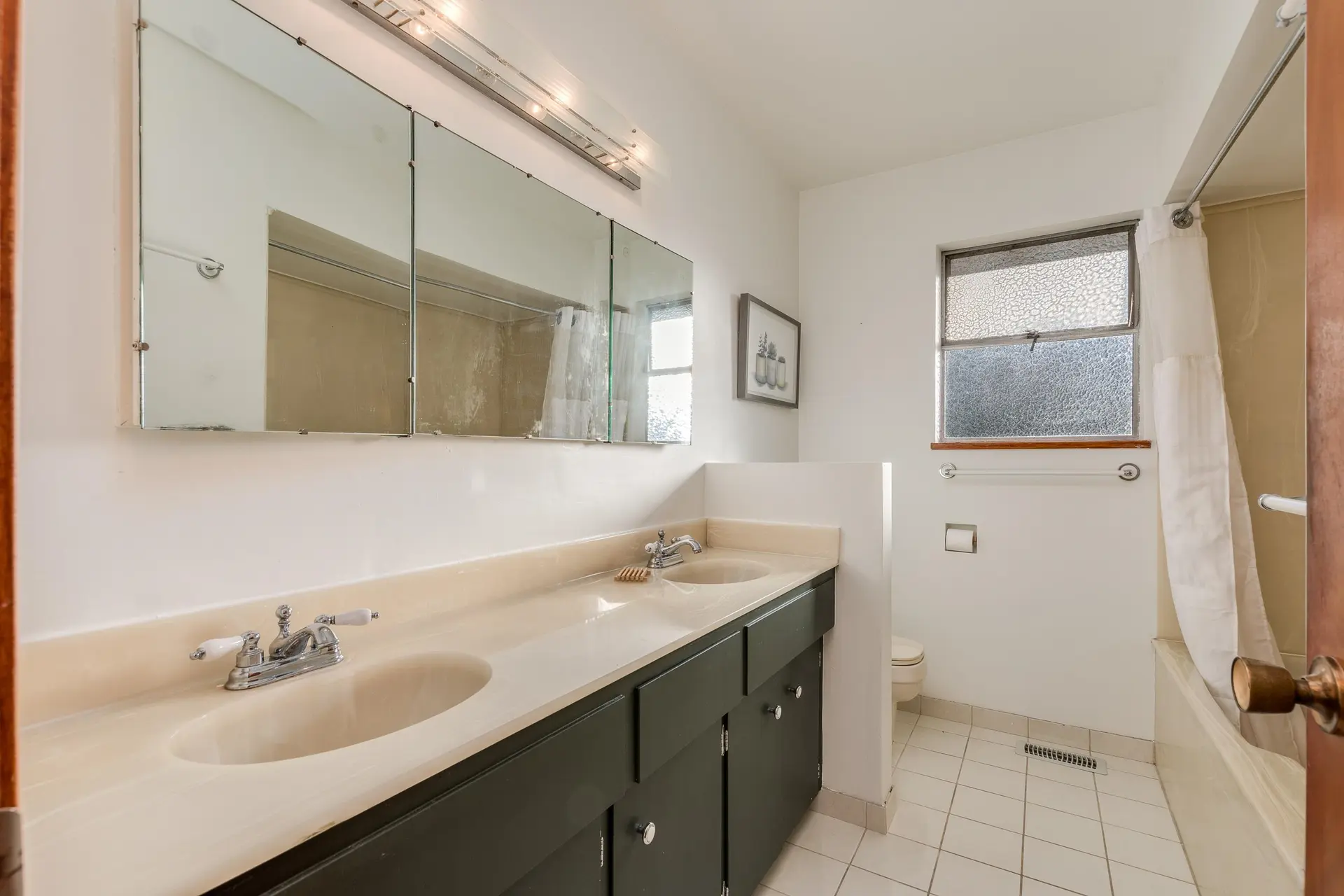 Property at 7046 HILLVIEW STREET, Burnaby, BC