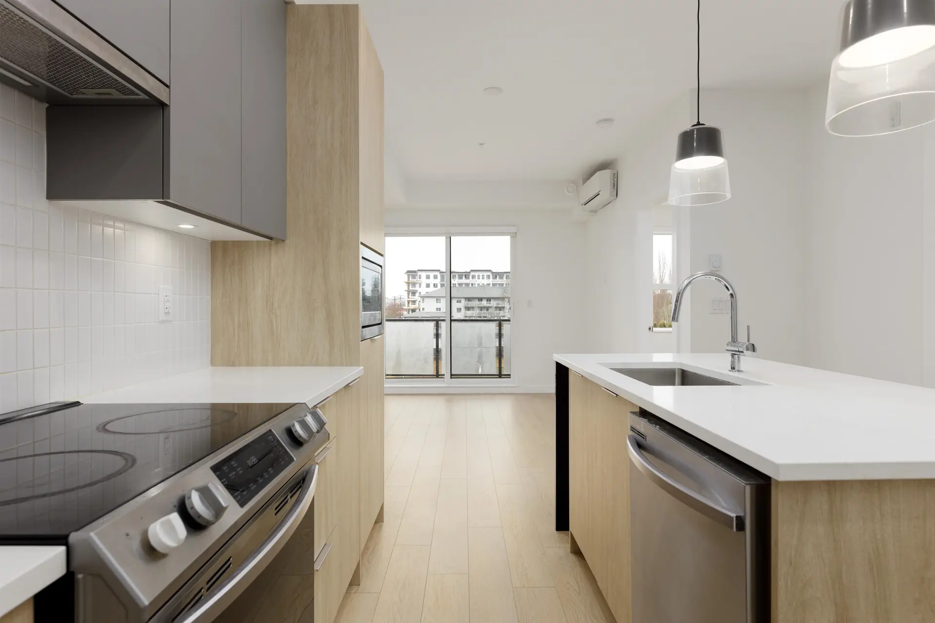 Property at #304 20695 EASTLEIGH CRESCENT, Langley, BC