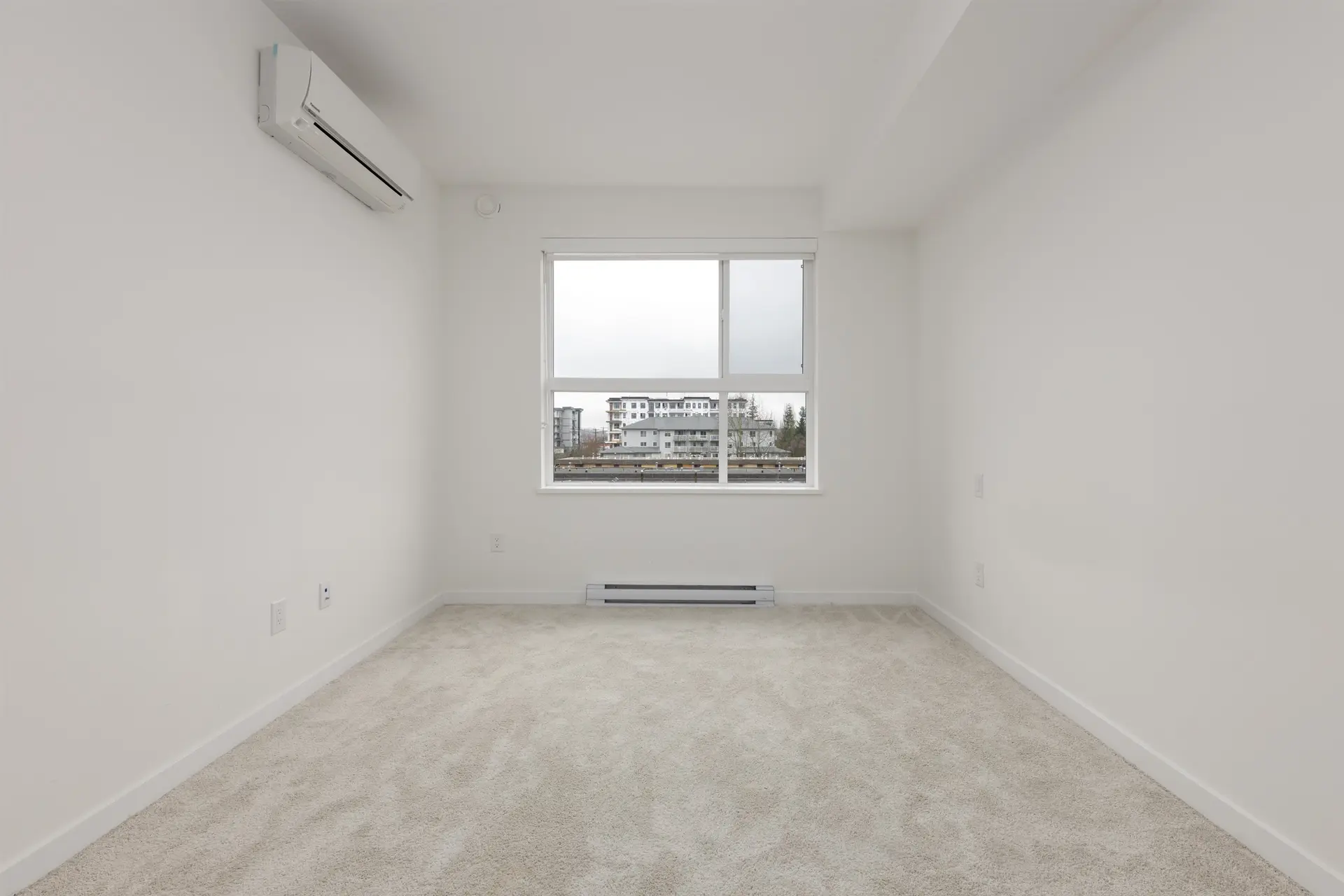 Property at #304 20695 EASTLEIGH CRESCENT, Langley, BC