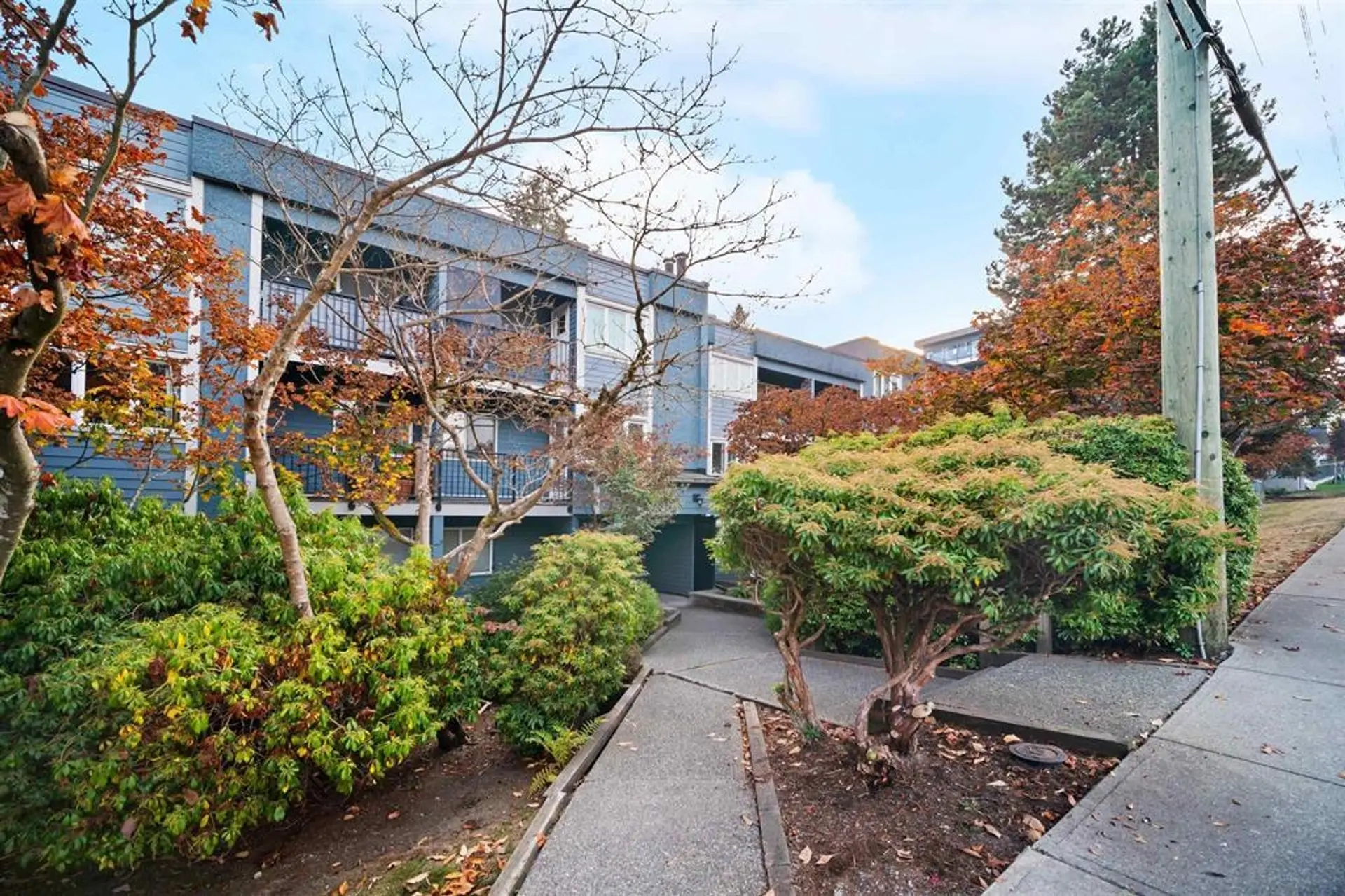 #210 1122 King Albert Avenue - Image 1