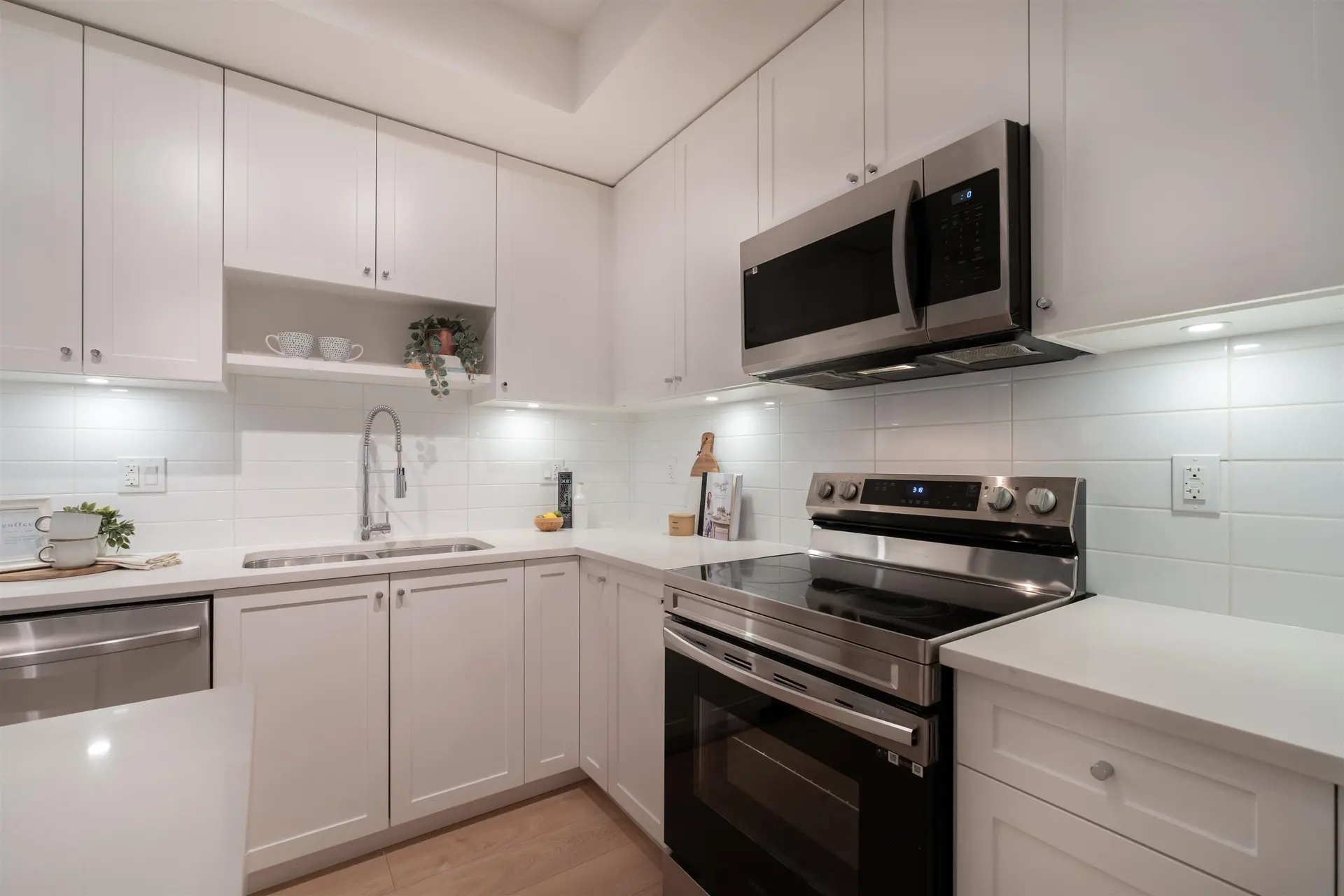 Property at #113 15858 FRASER HIGHWAY, Surrey, BC