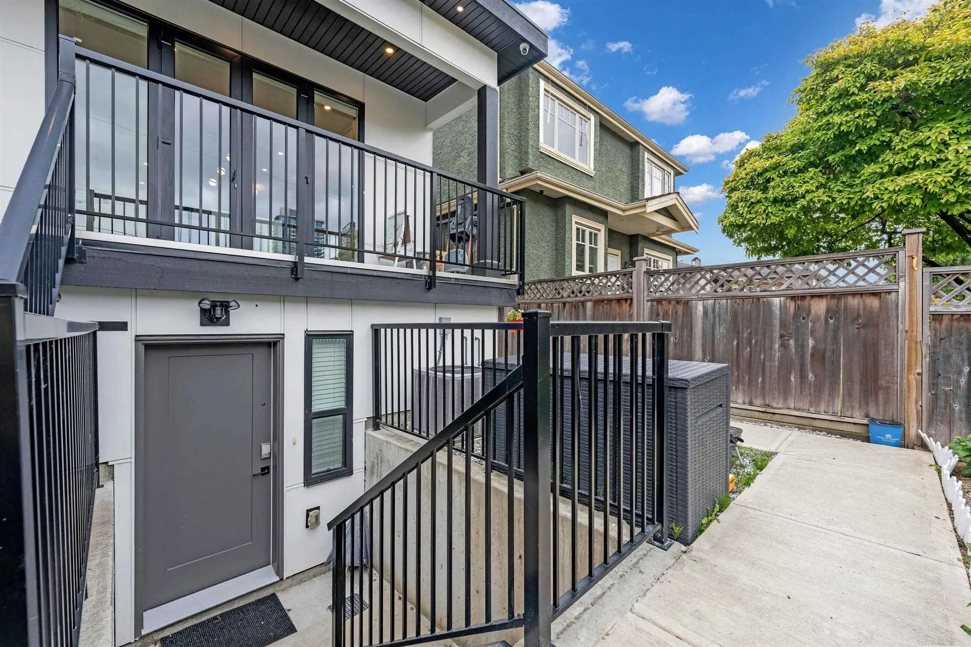 Property at #1 560 W 63RD AVENUE, Vancouver, BC