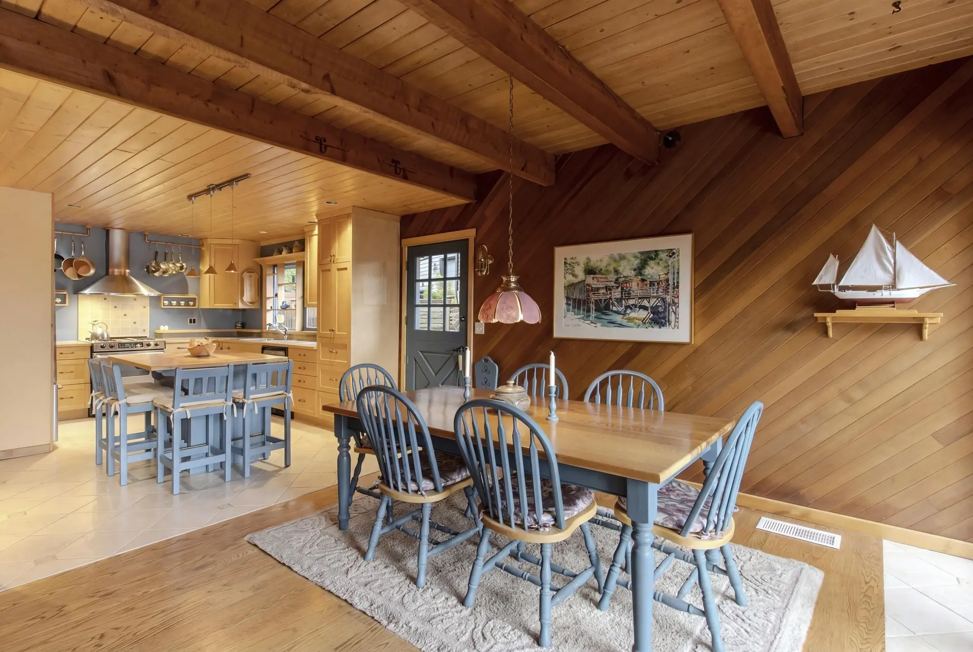 2317 Greenwood Way - Image 2