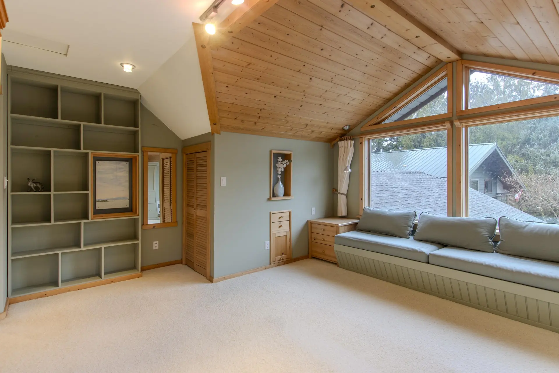 2317 Greenwood Way - Image 6