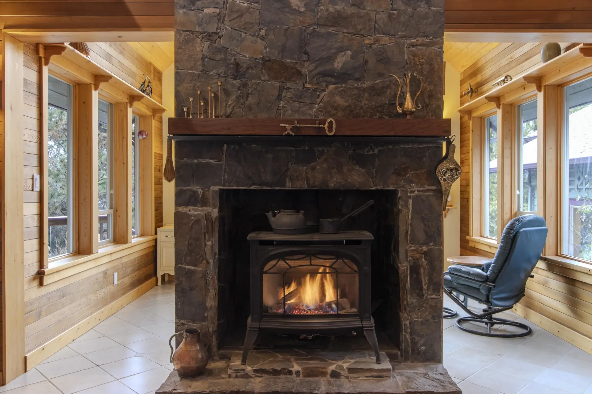 2317 Greenwood Way - Image 1