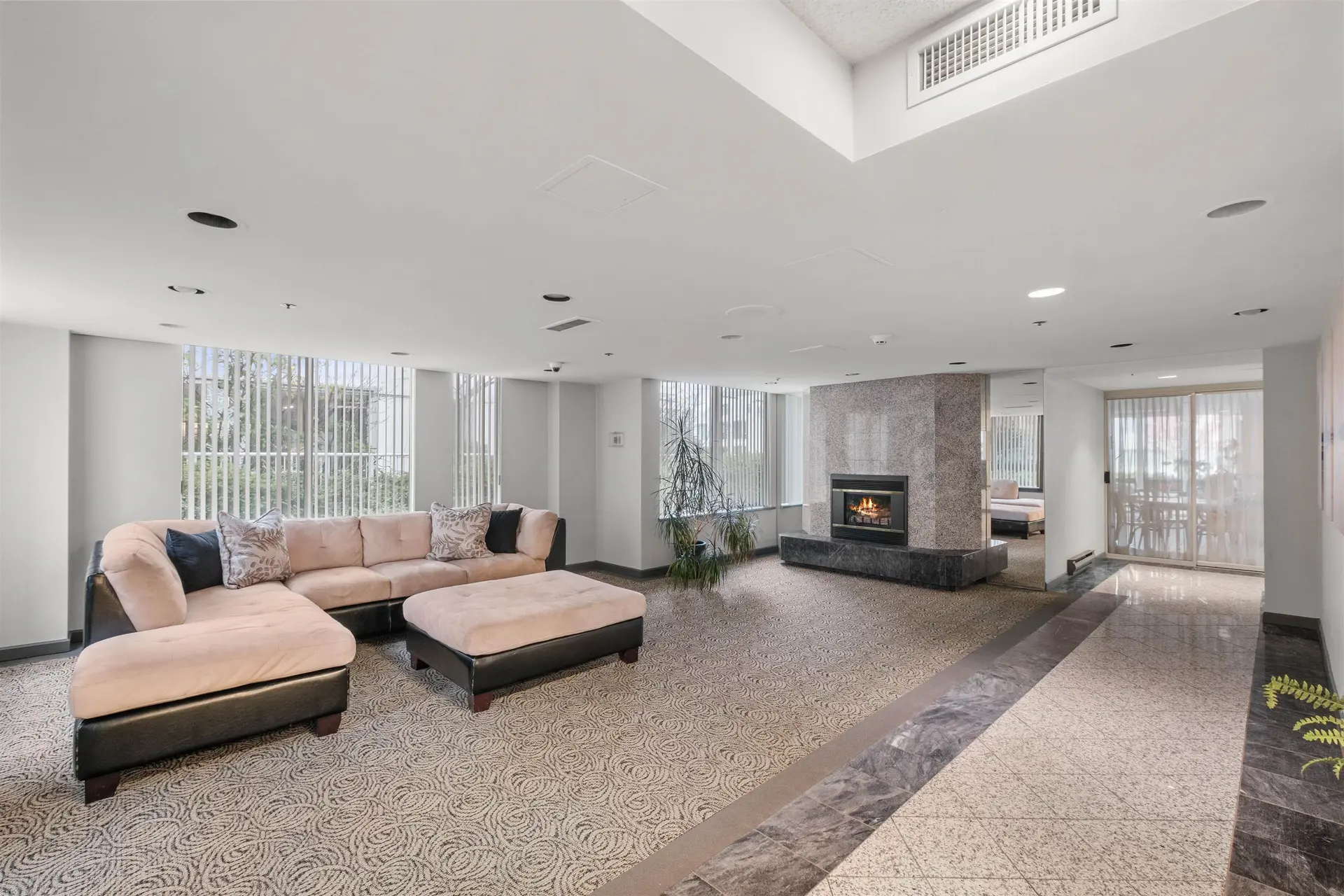 #403 1436 Harwood Street - Image 14