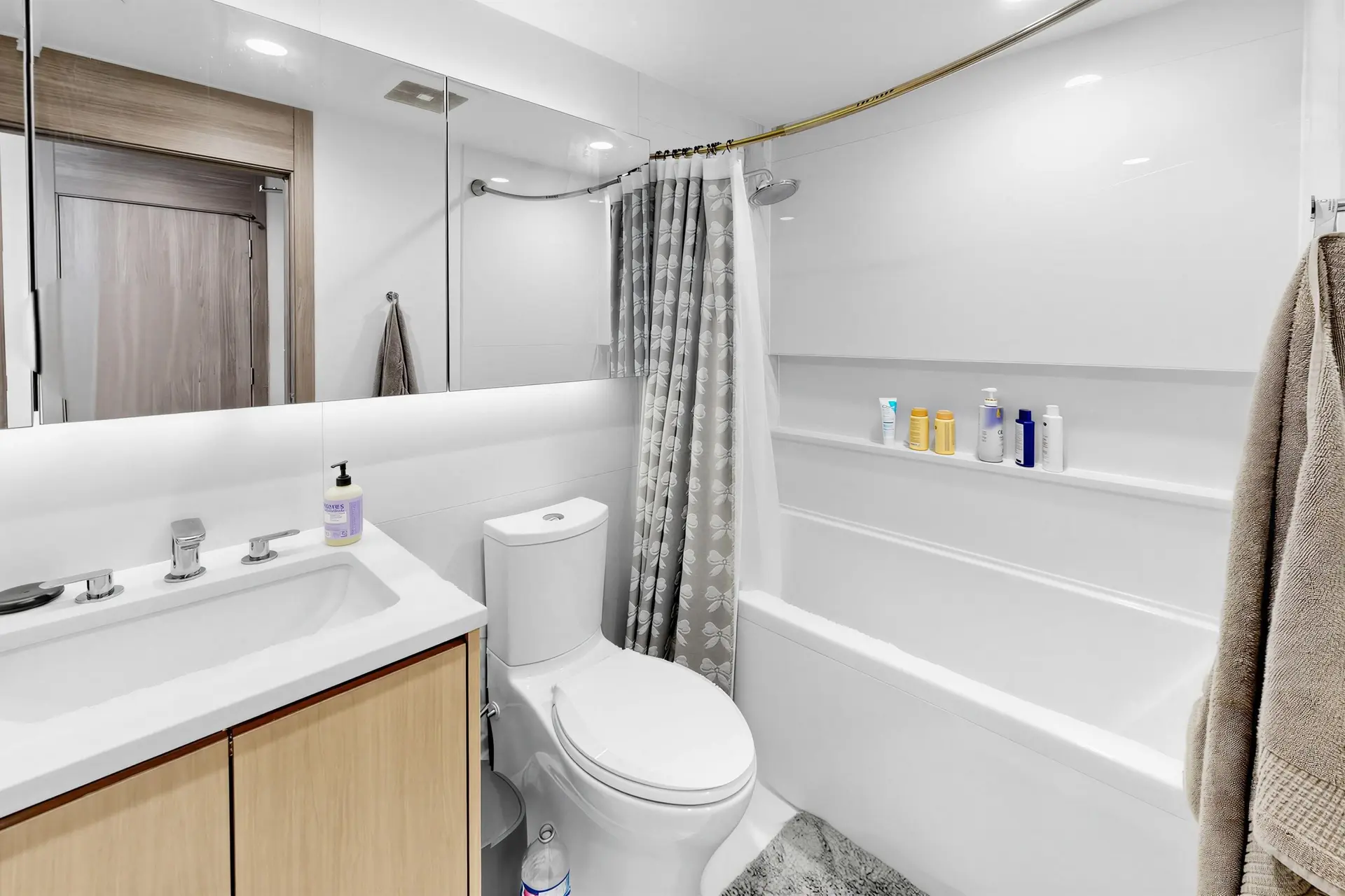 Property at #3301 4890 LOUGHEED HIGHWAY, Burnaby, BC