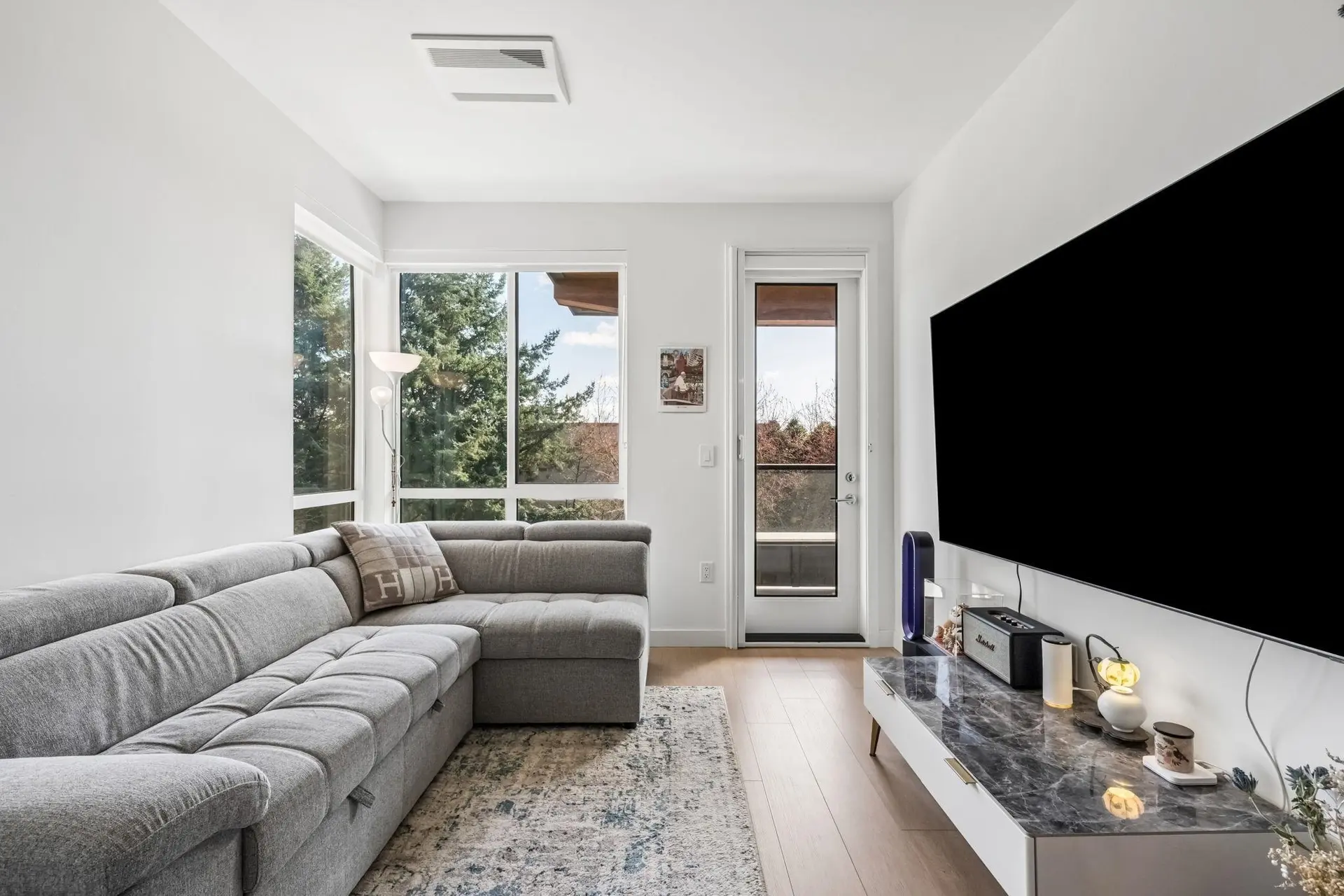 #413 7588 16th Street - Image 10