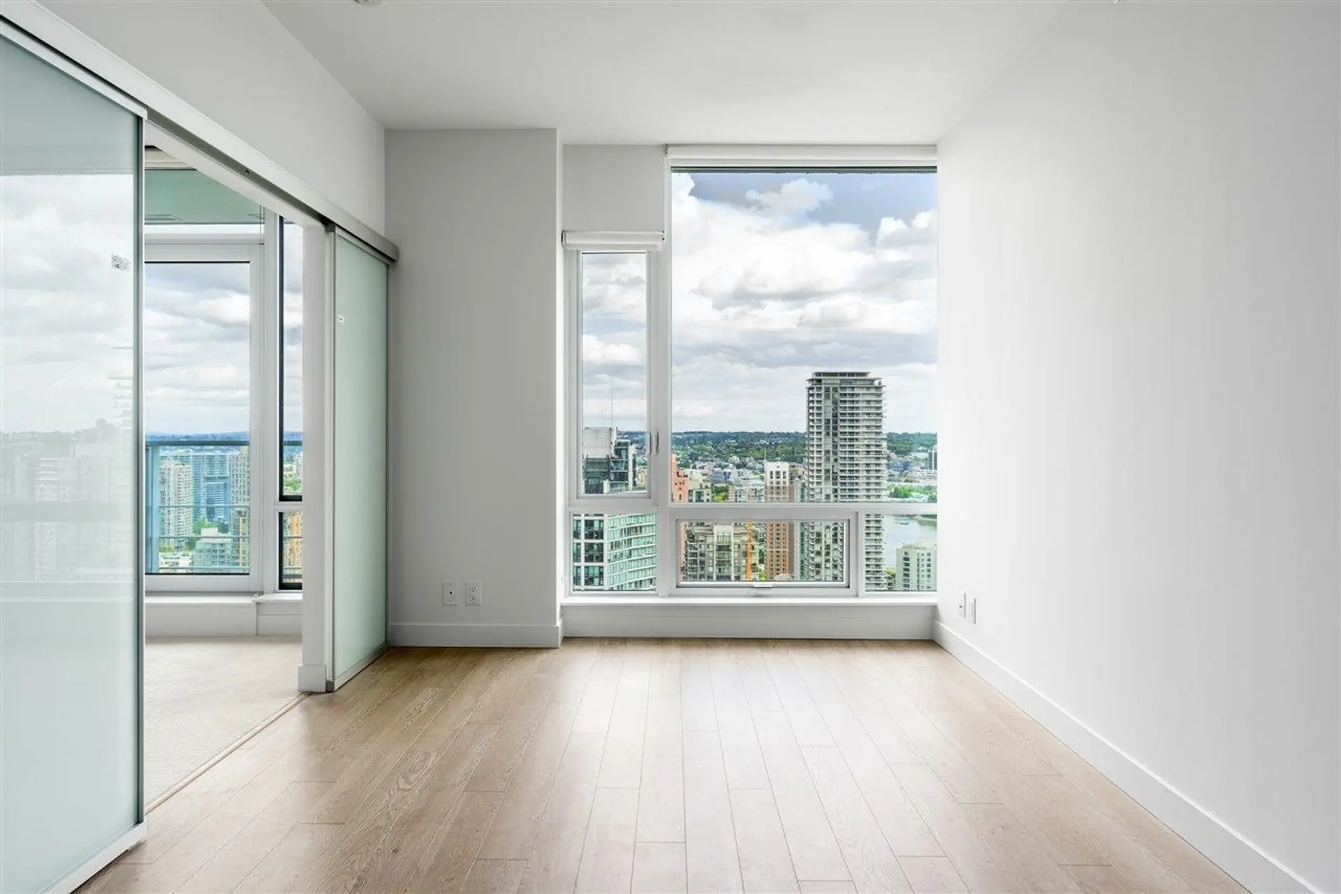 Property at #3505 1283 HOWE STREET, Vancouver, BC