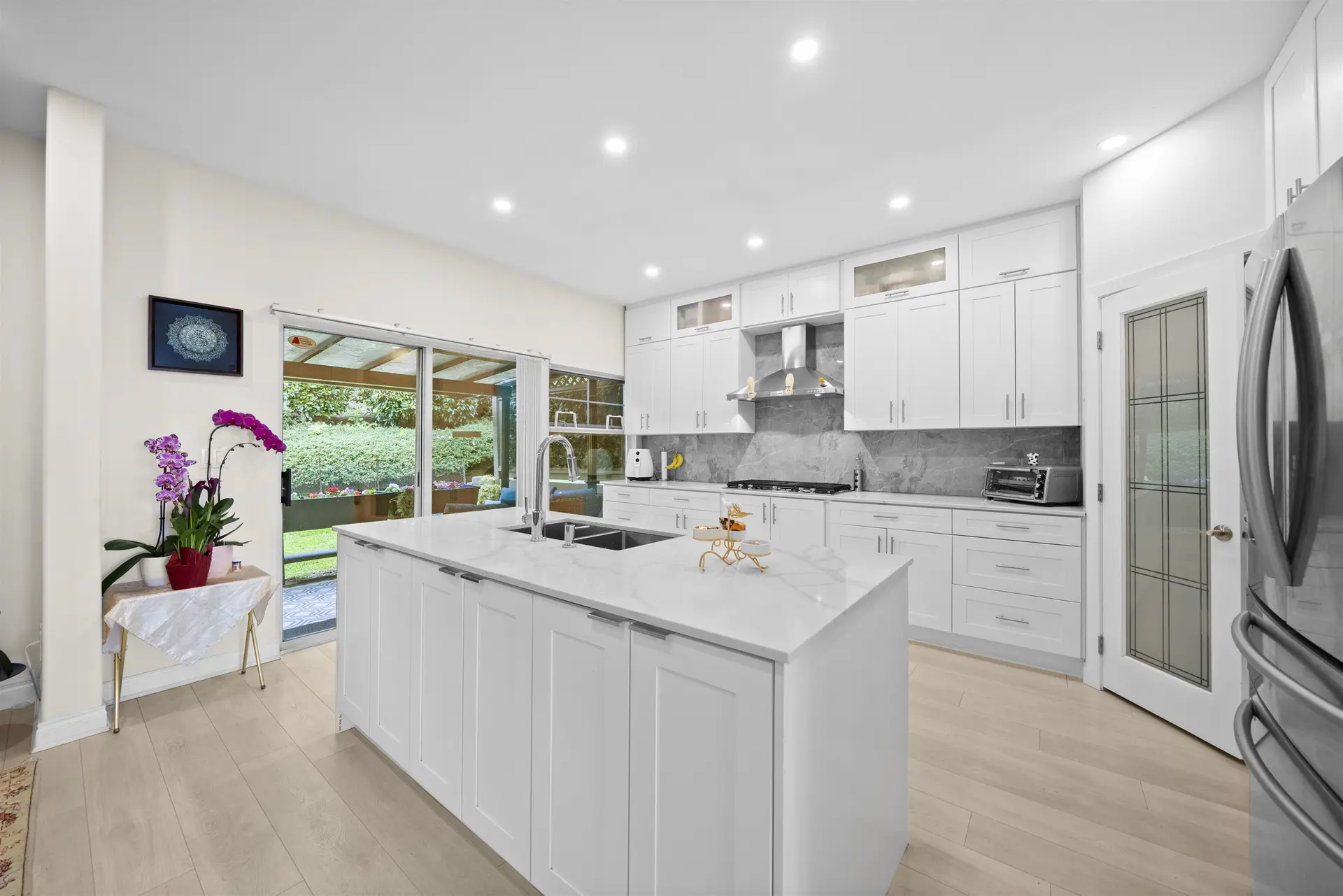 #124 2979 Panorama Drive - Image 5