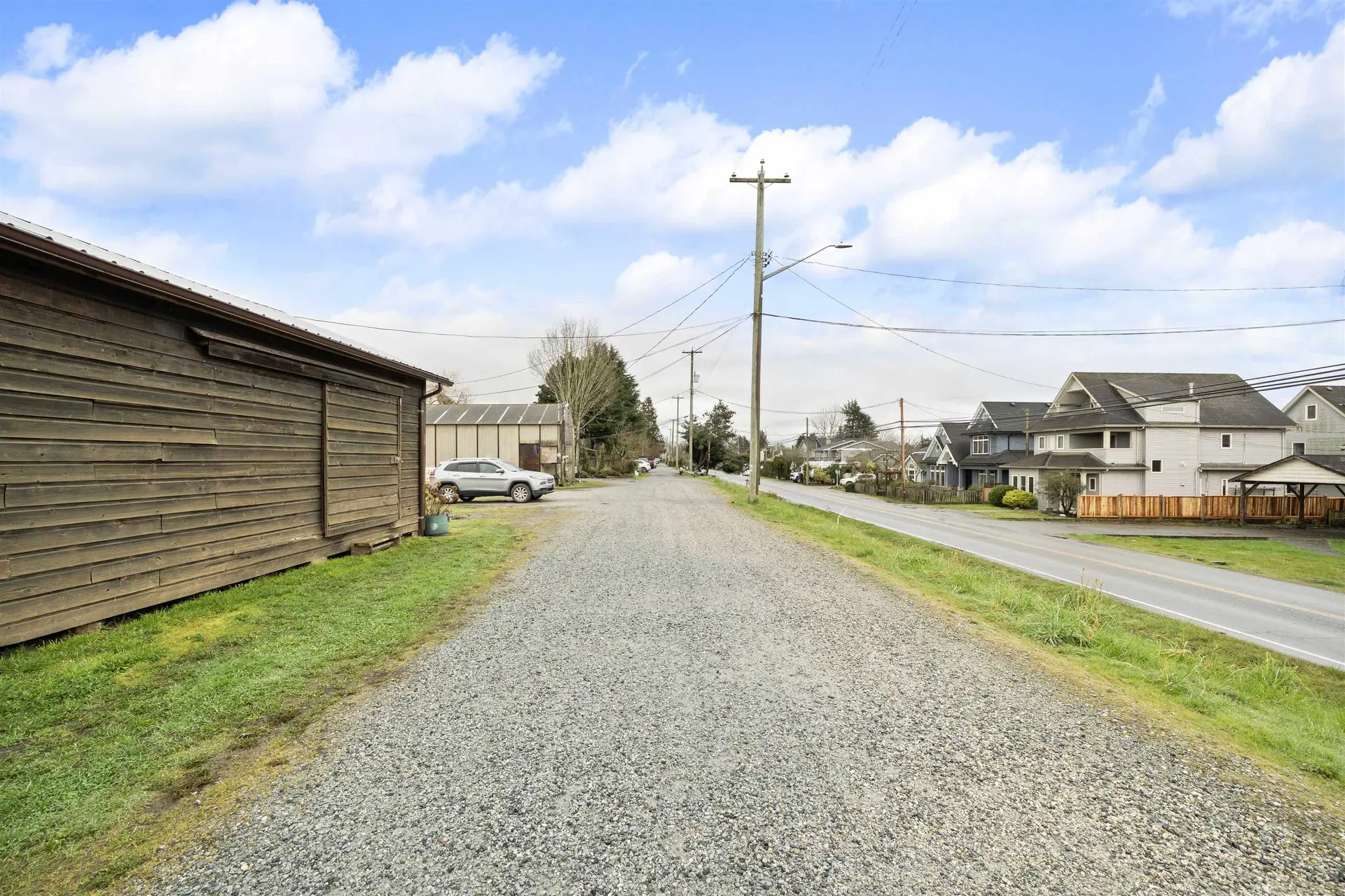 4505 W River Road - Image 12