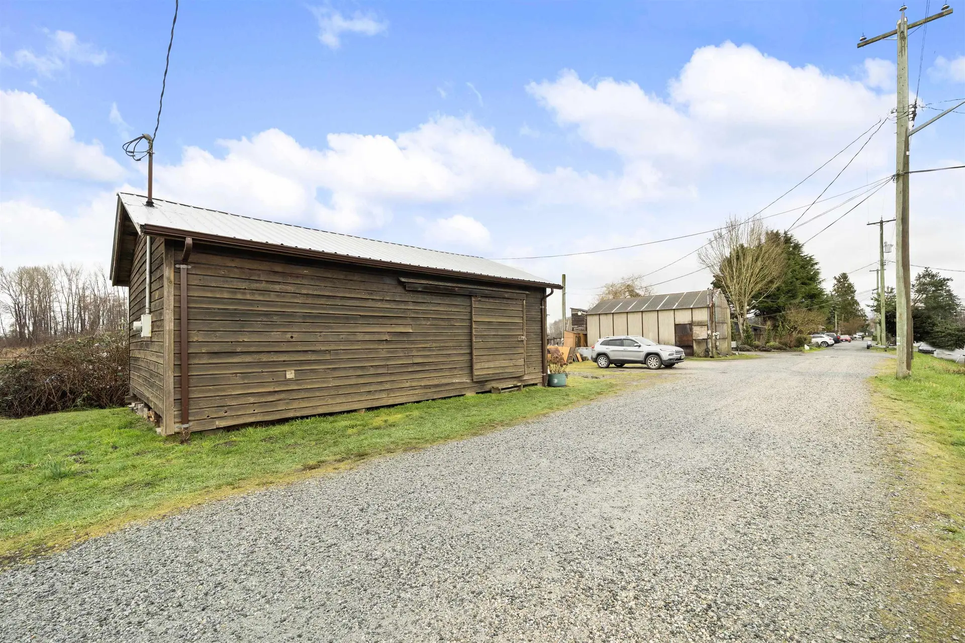 4505 W River Road - Image 11