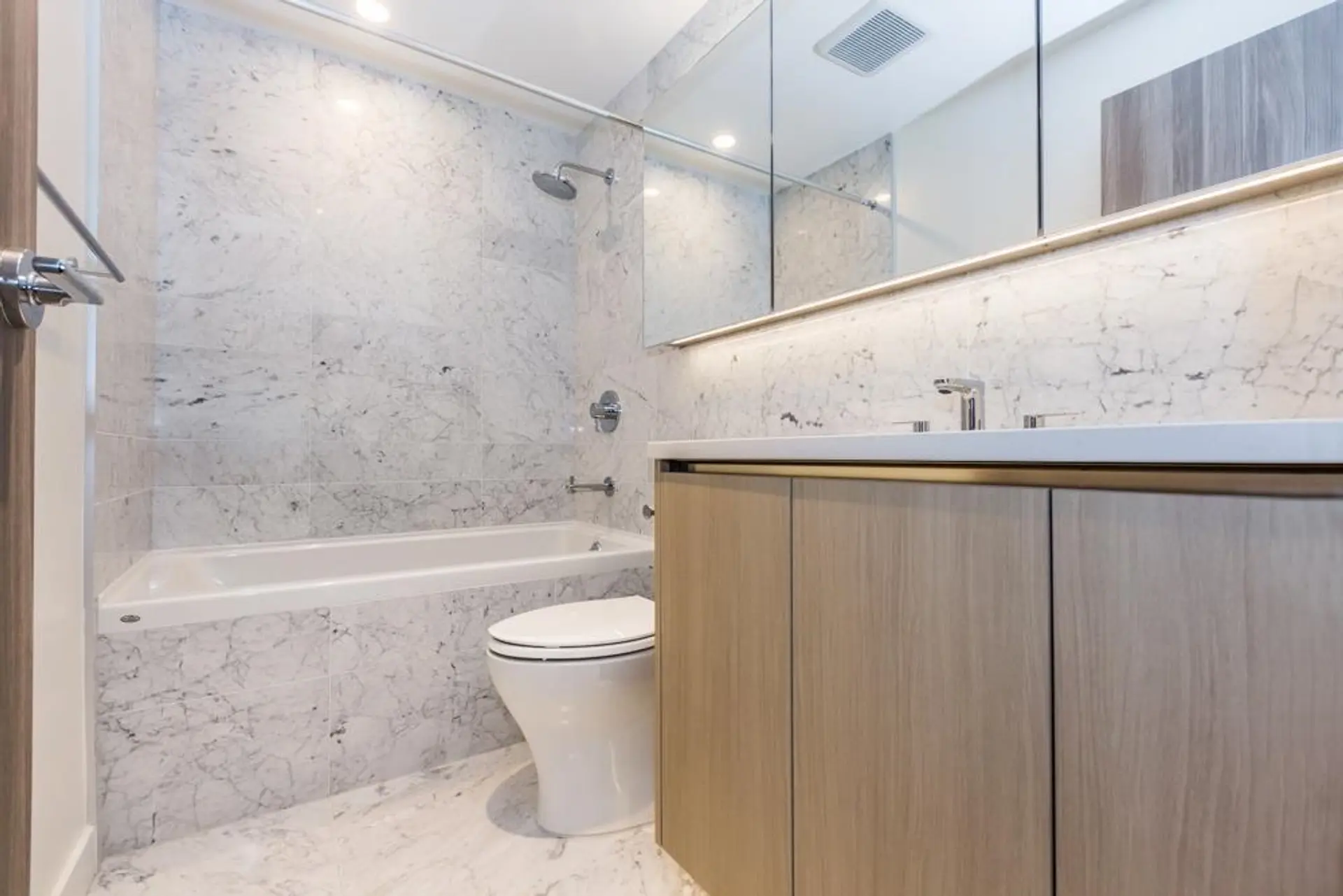 Property at #2005 4720 LOUGHEED HIGHWAY, Burnaby, BC