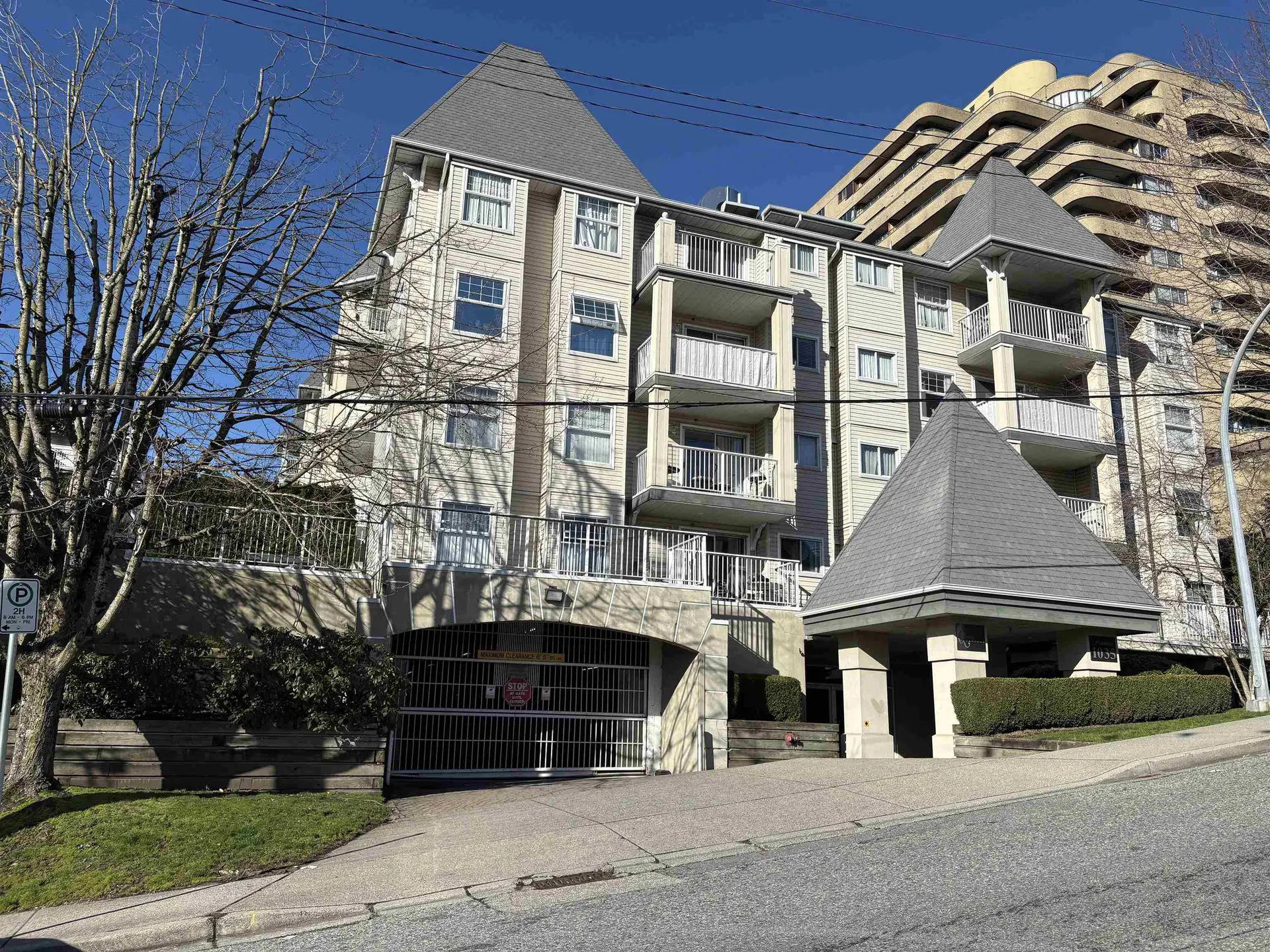 Property at #305 1035 AUCKLAND STREET, New Westminster, BC