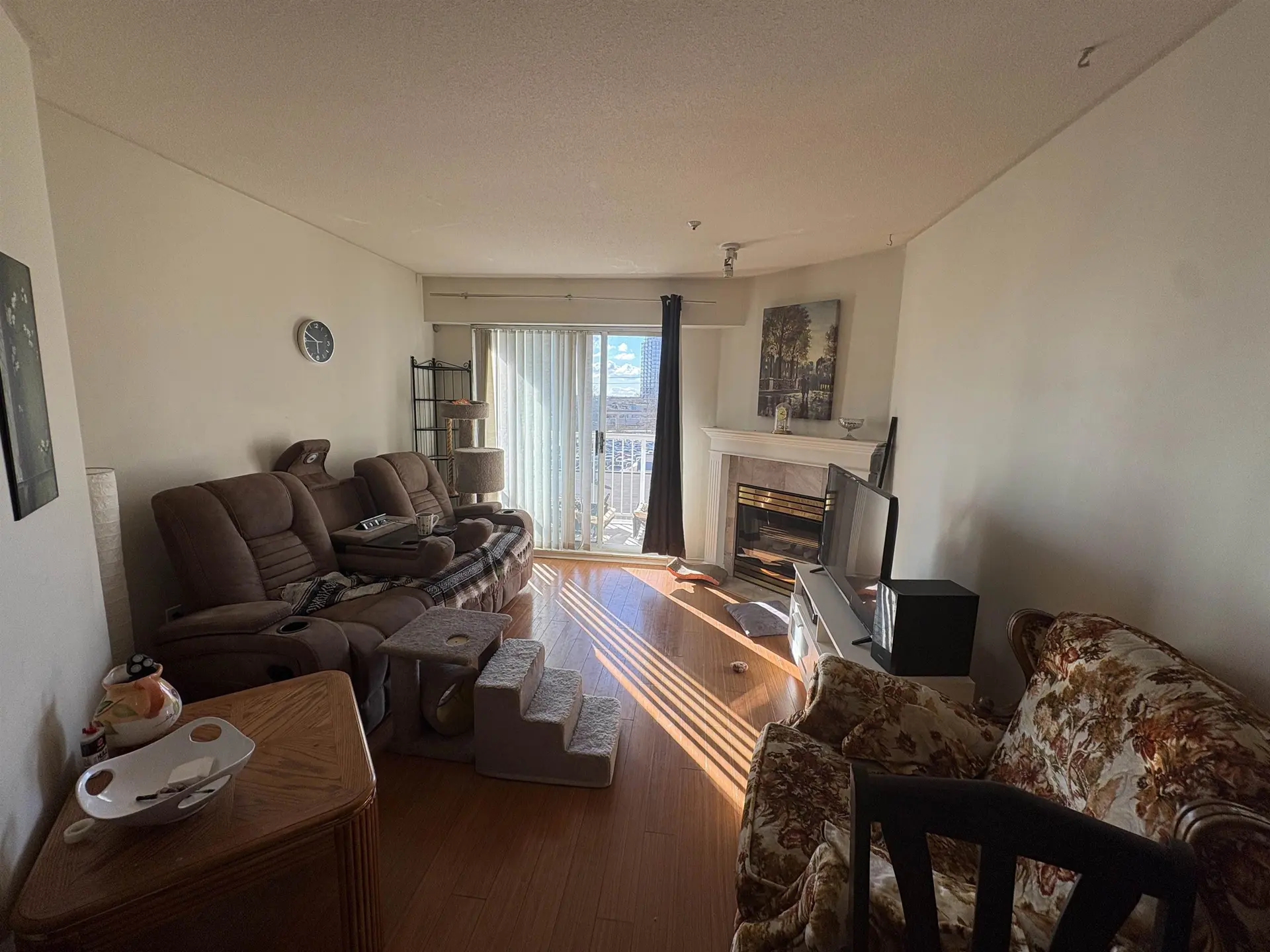 Property at #305 1035 AUCKLAND STREET, New Westminster, BC
