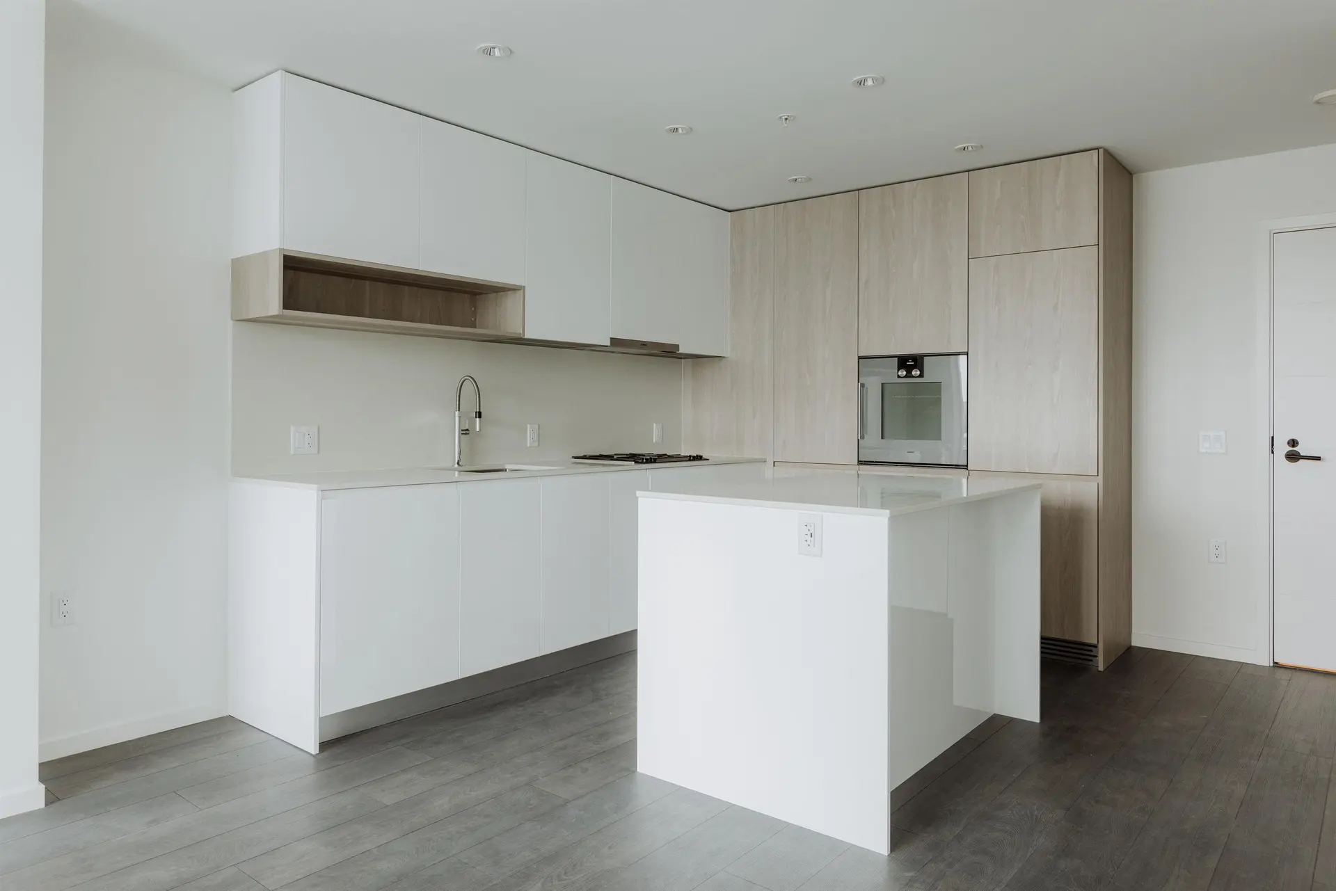 Property at #609 6200 MINORU BOULEVARD, Richmond, BC