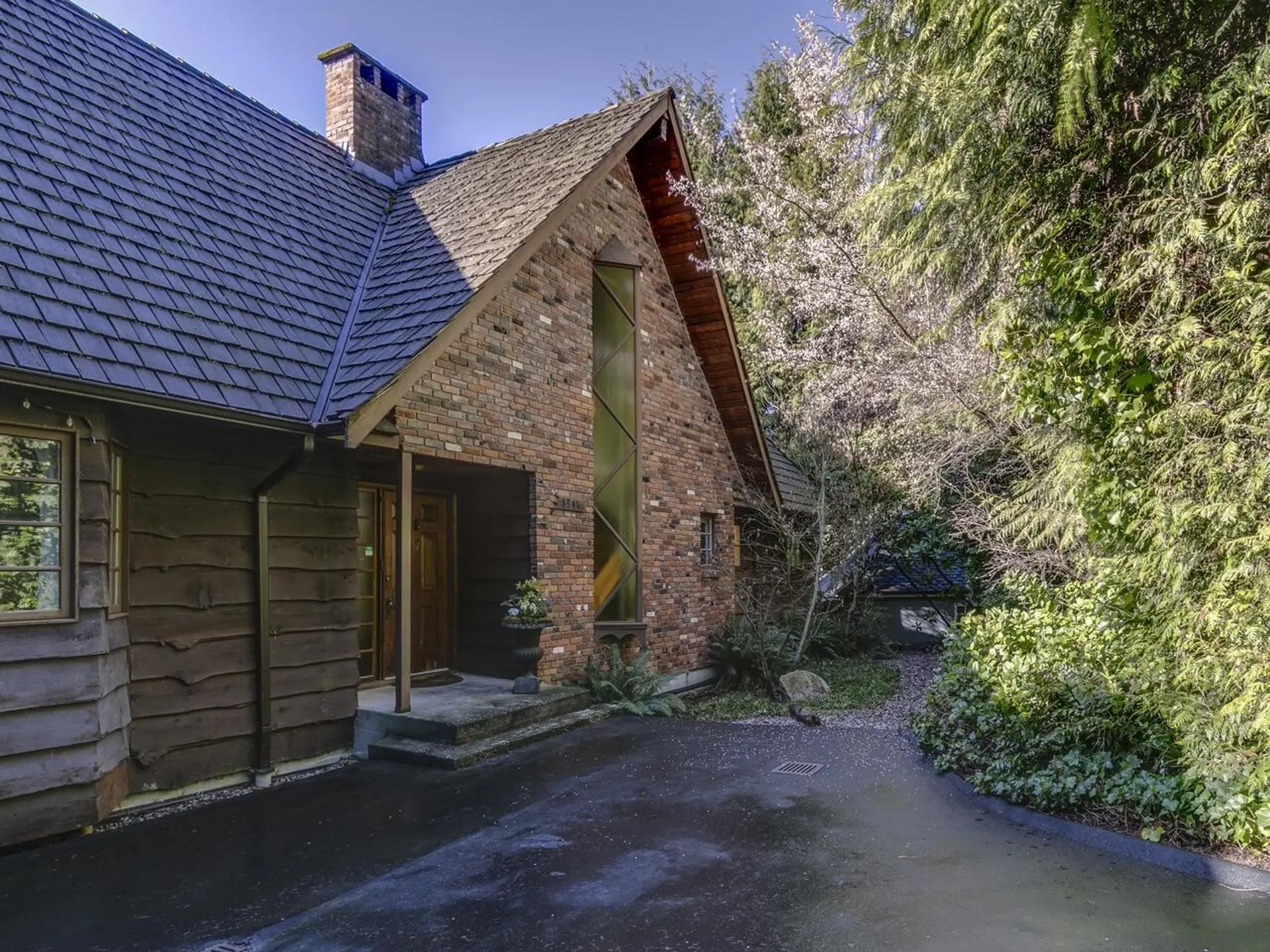 Property at 3904 Westridge Avenue, West Vancouver, BC