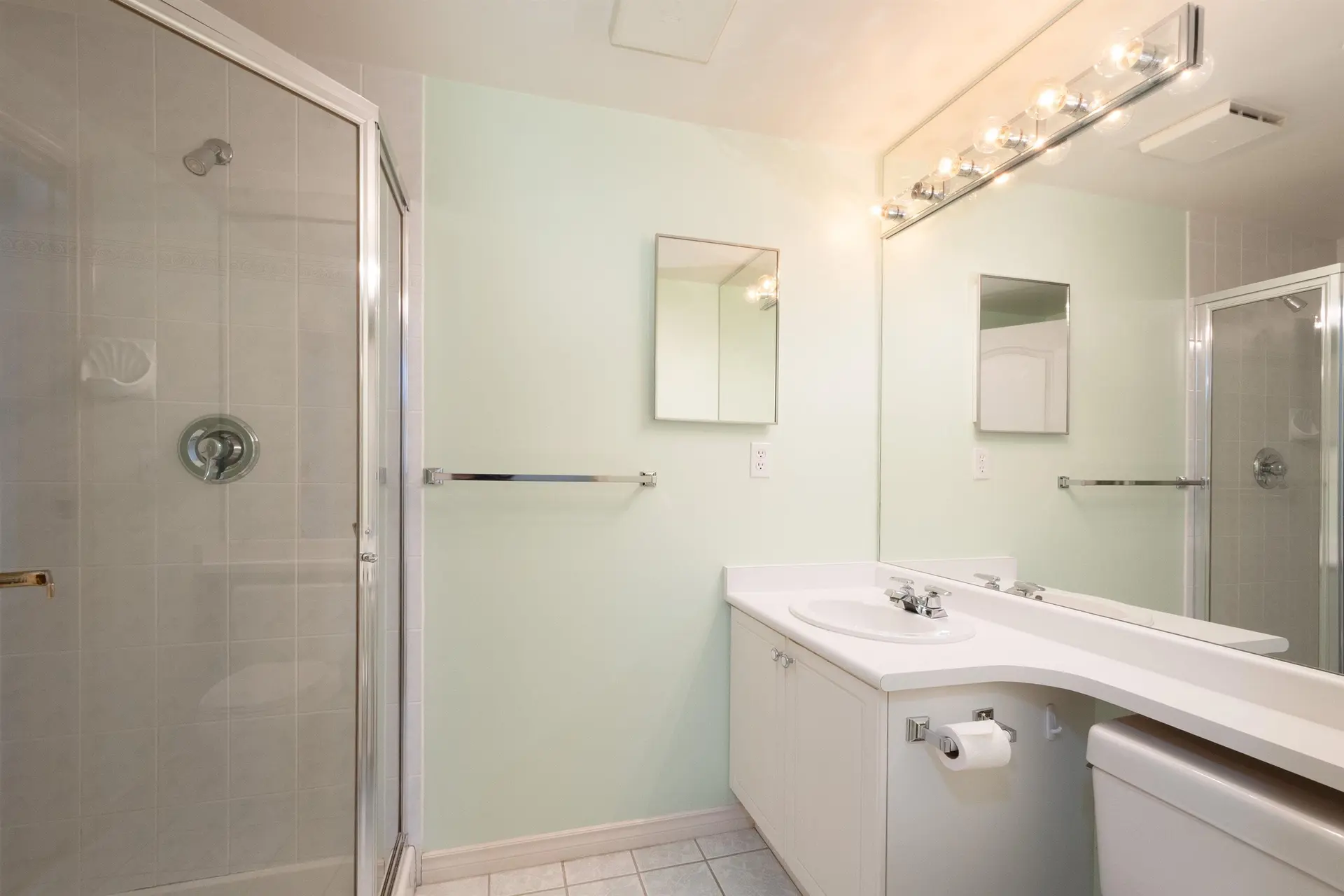 Property at #311 15272 20 AVENUE, Surrey, BC