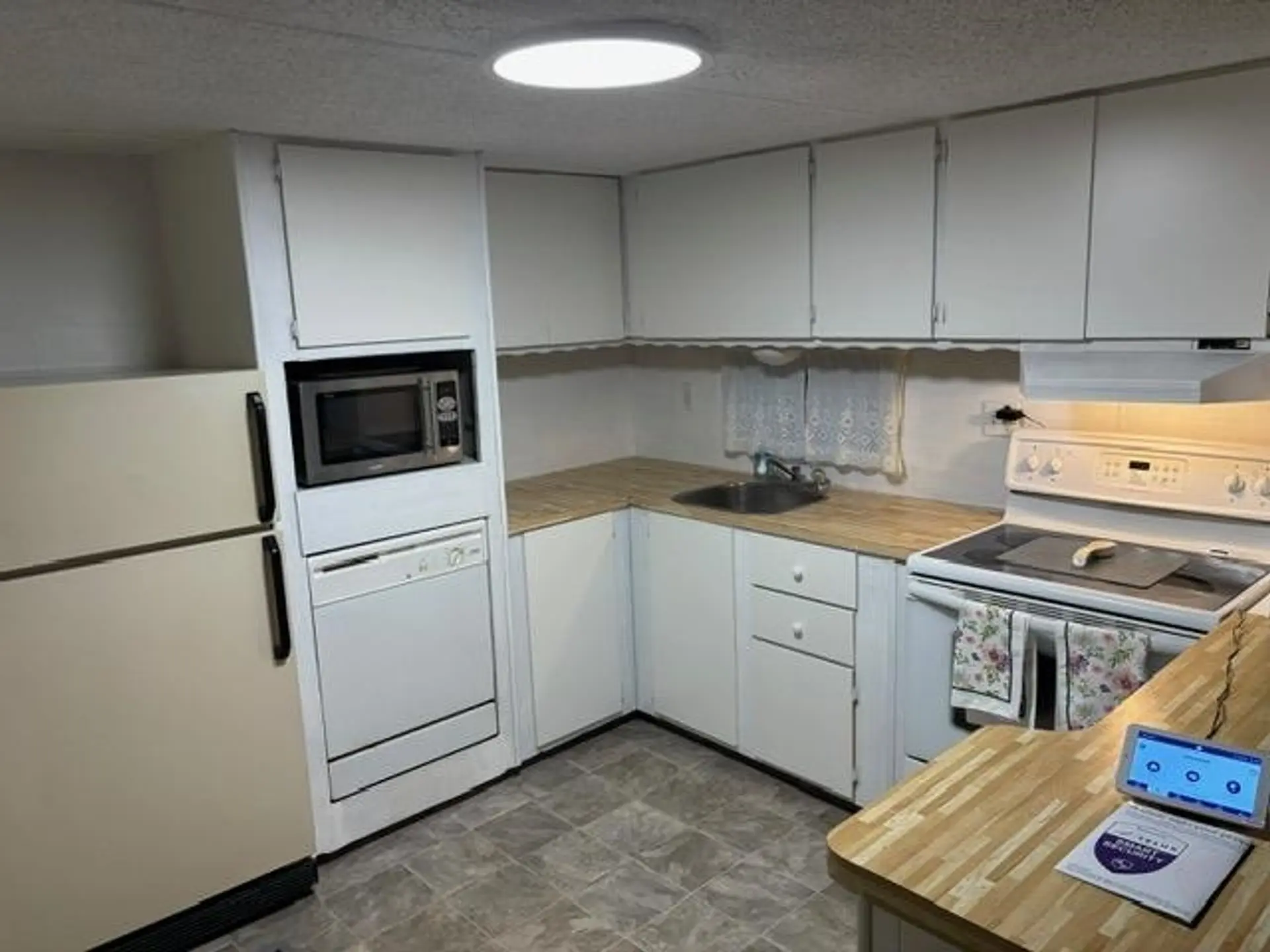 Property at #52 21163 LOUGHEED HIGHWAY, Maple Ridge, BC