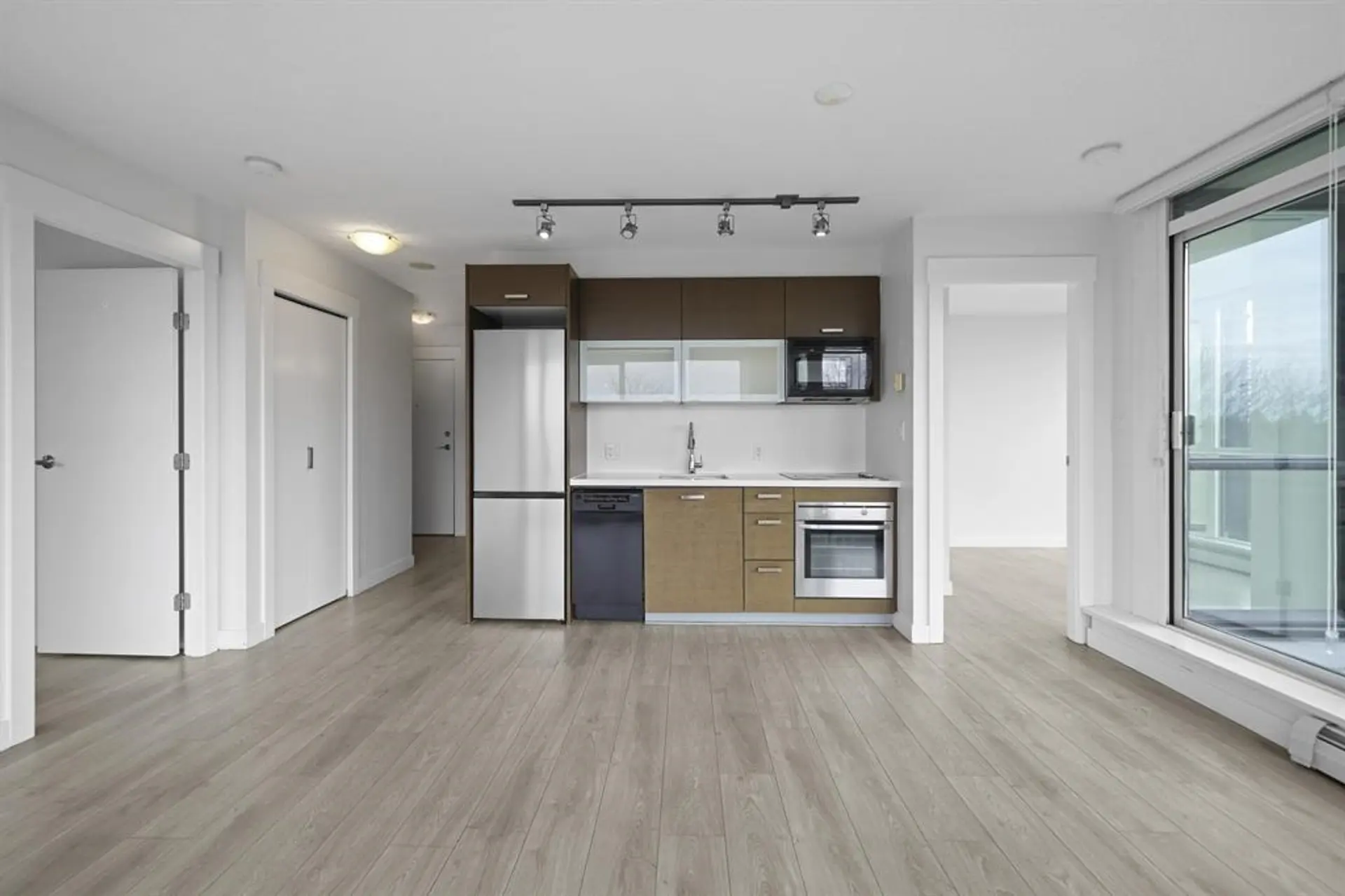 Property at #1908 13380 108 AVENUE, Surrey, BC