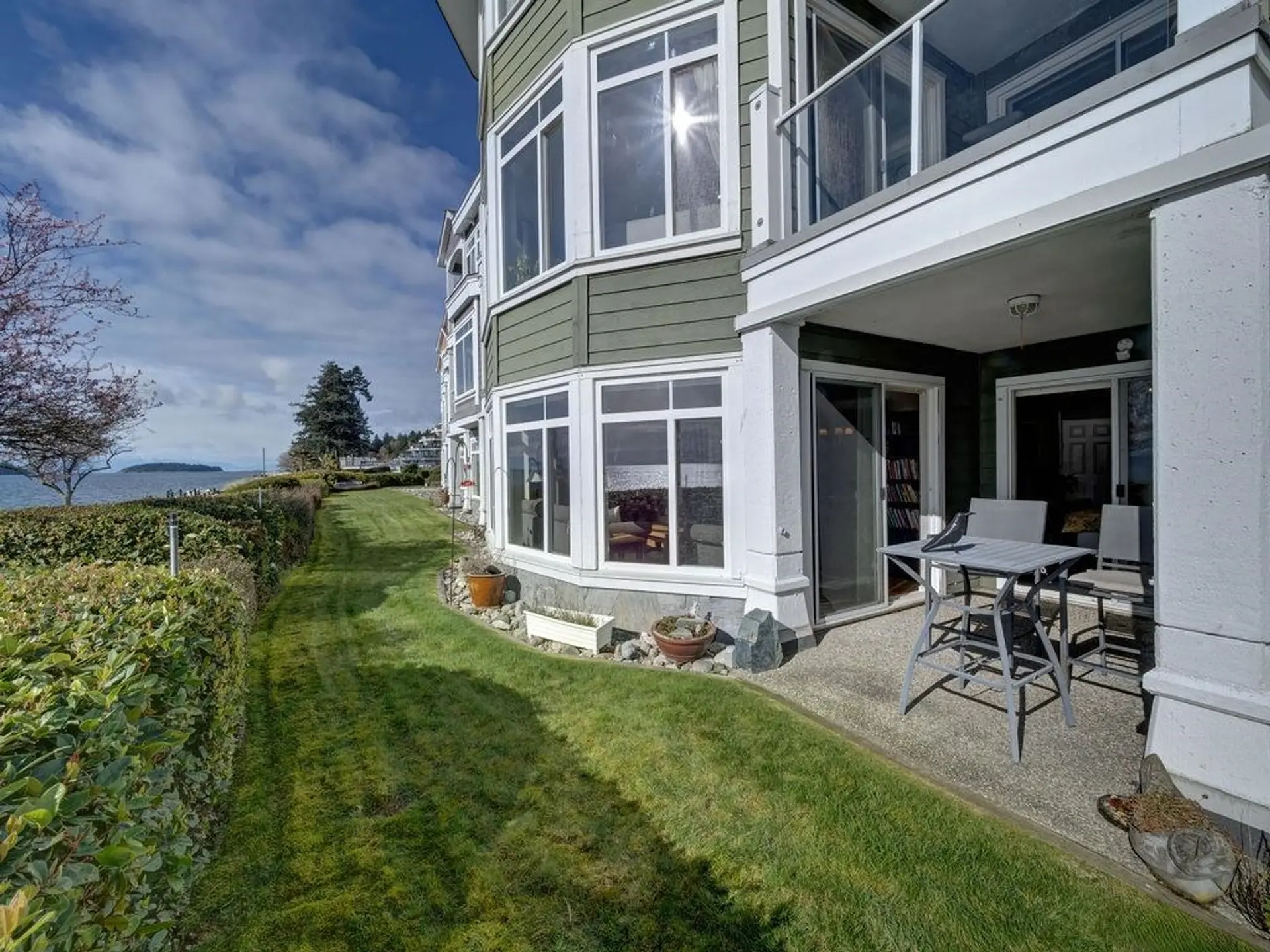 Property at #103 5470 Inlet Avenue, Sechelt, BC