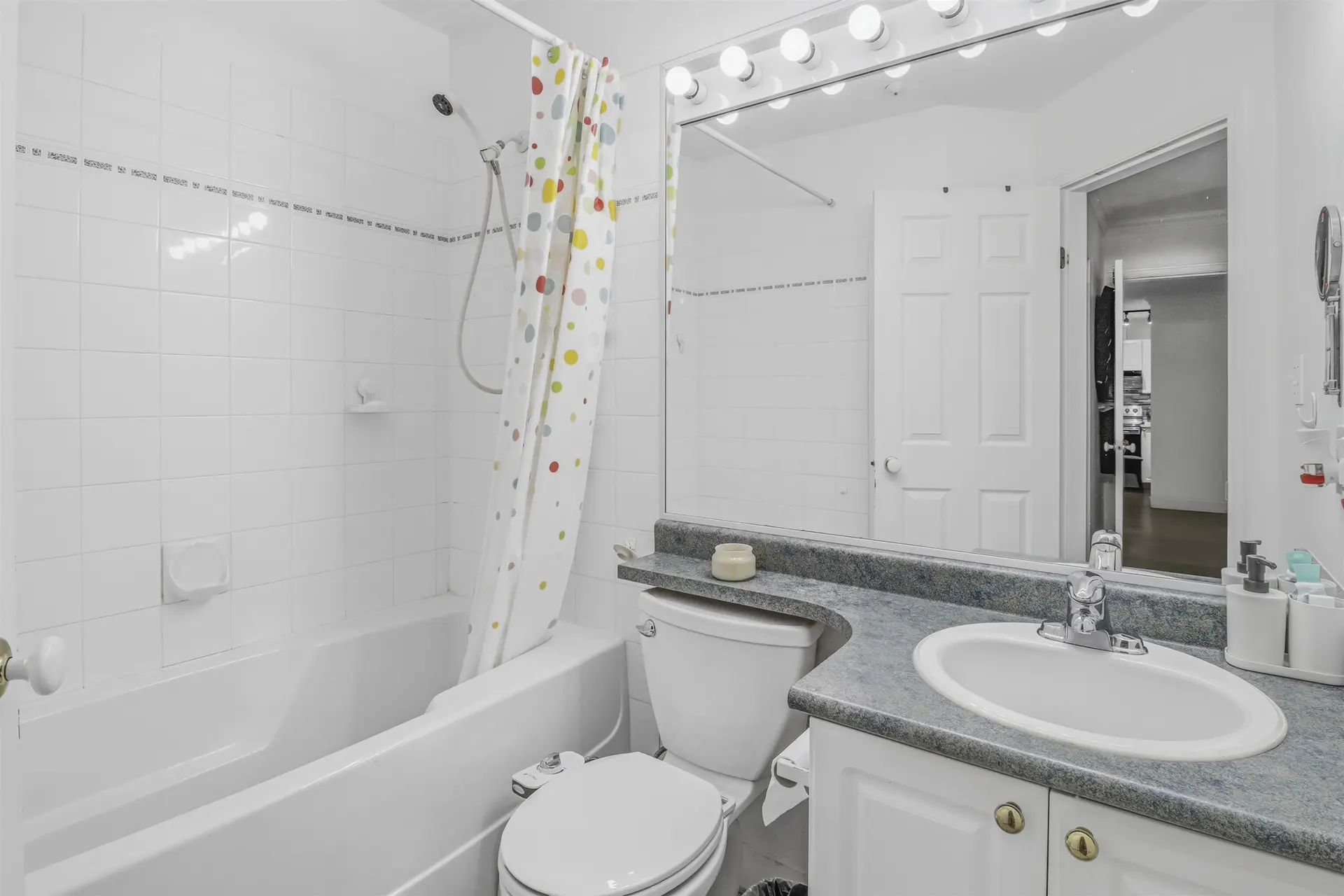 Property at #411 13733 74 AVENUE, Surrey, BC