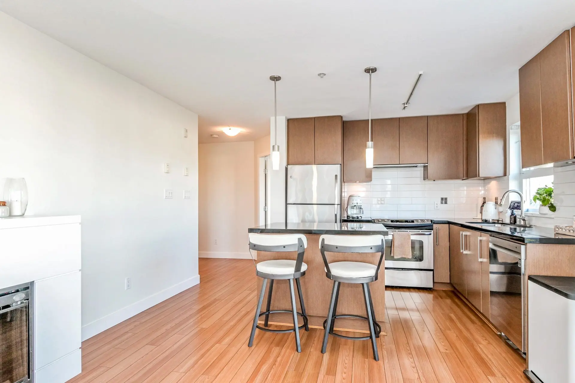 Property at #311 15775 CROYDON DRIVE, Surrey, BC