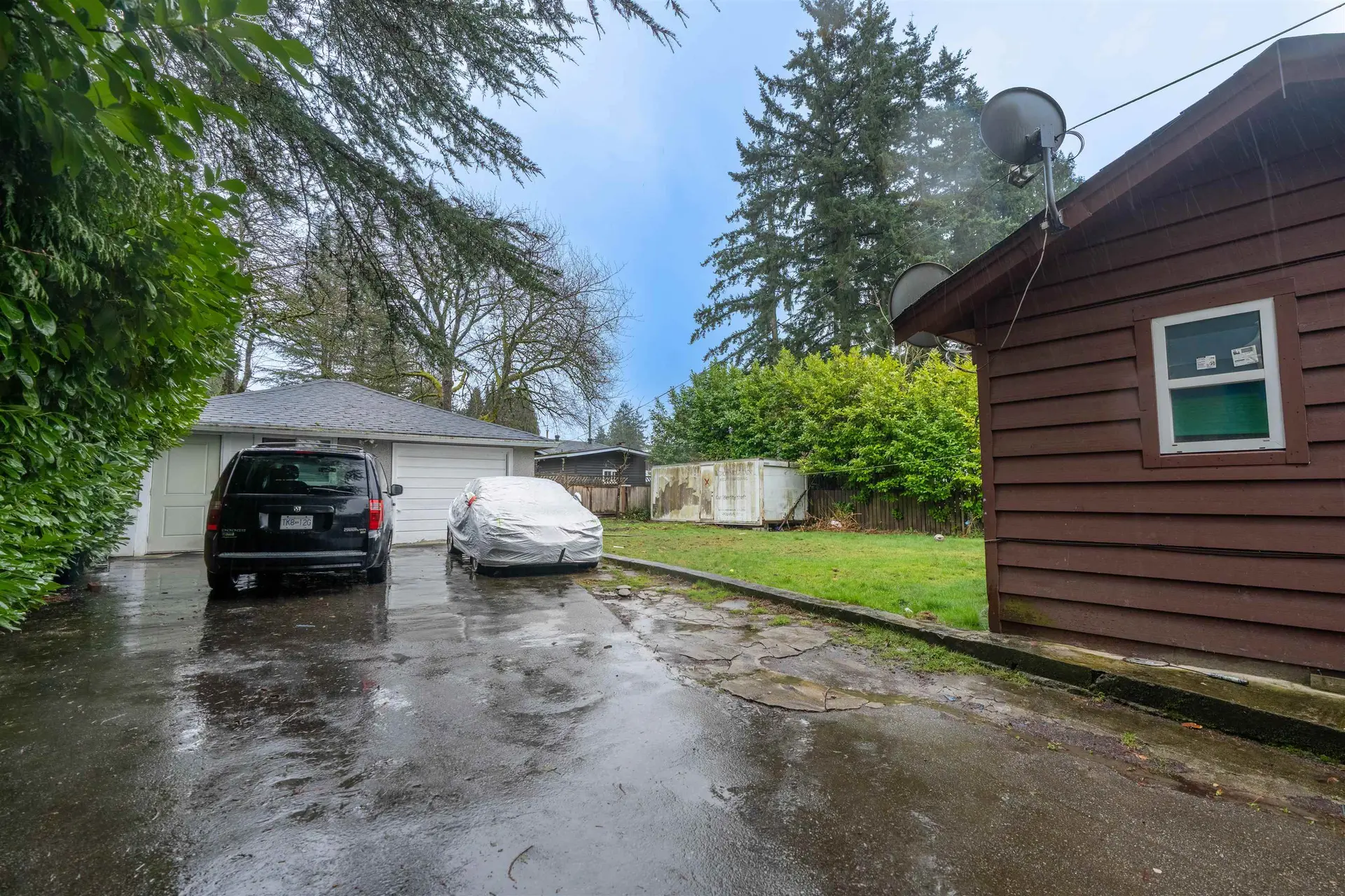 10246 125a Street - Image 7