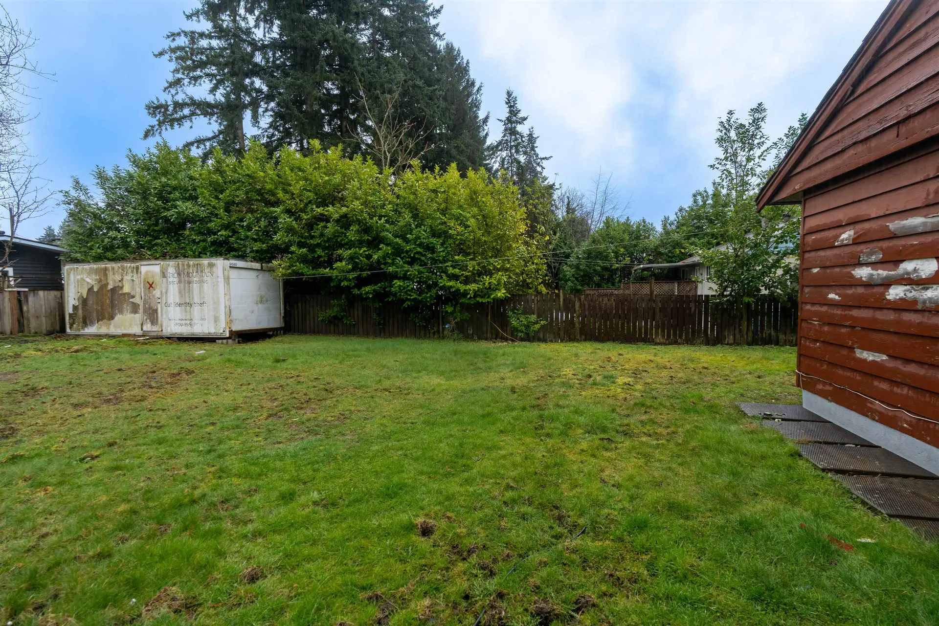 10246 125a Street - Image 11