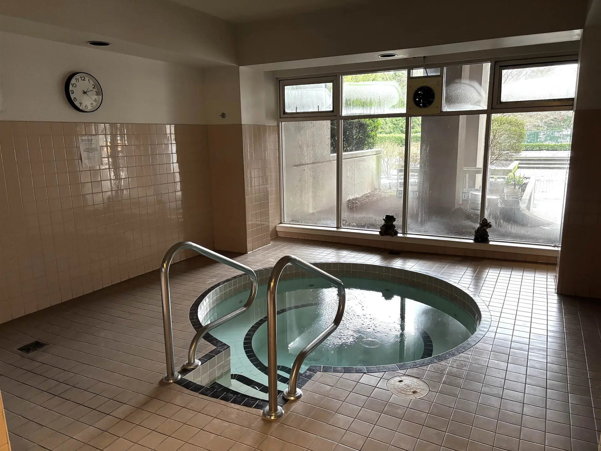 Property at #1007 9633 MANCHESTER DRIVE, Burnaby, BC