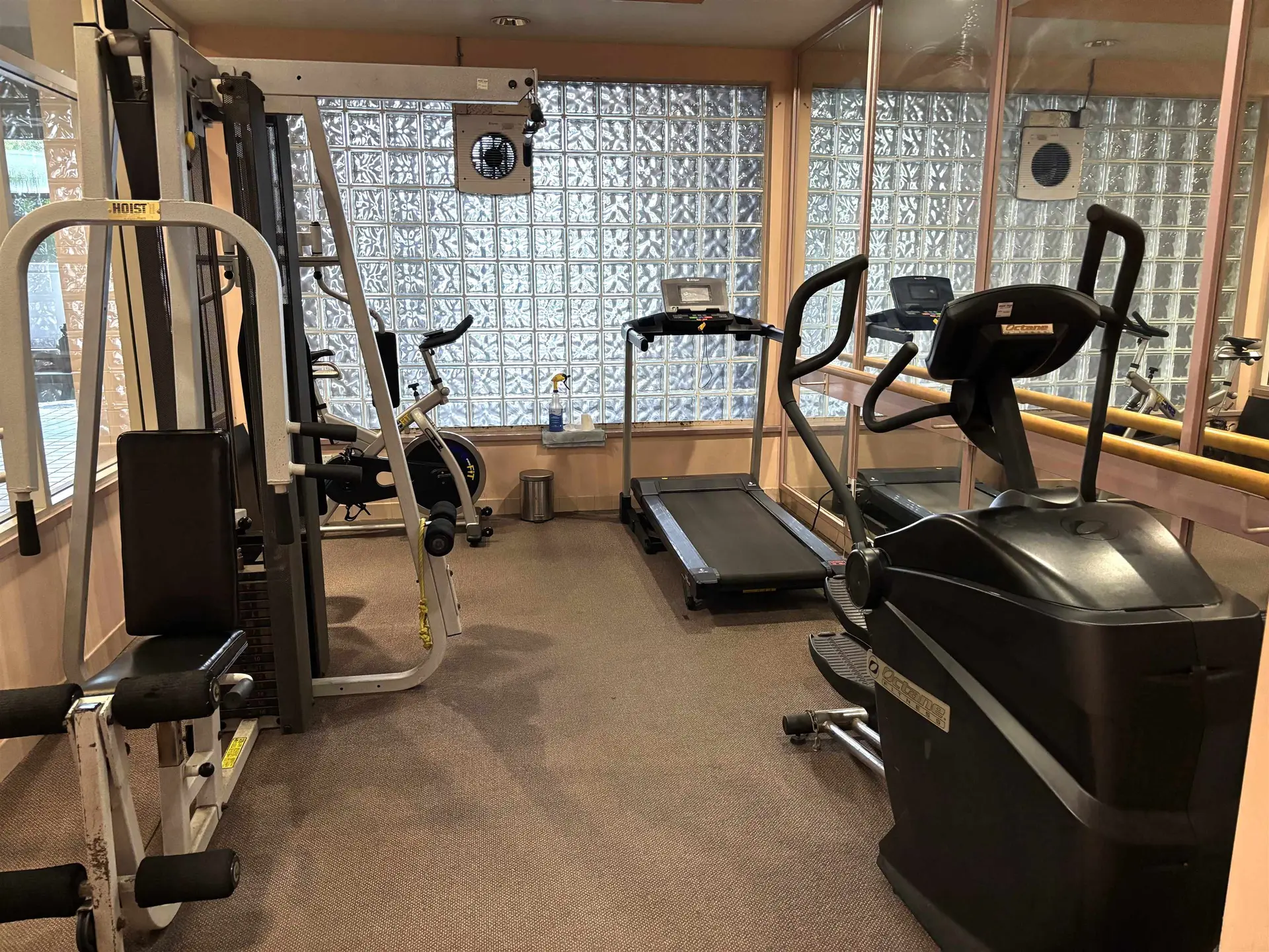 Property at #1007 9633 MANCHESTER DRIVE, Burnaby, BC