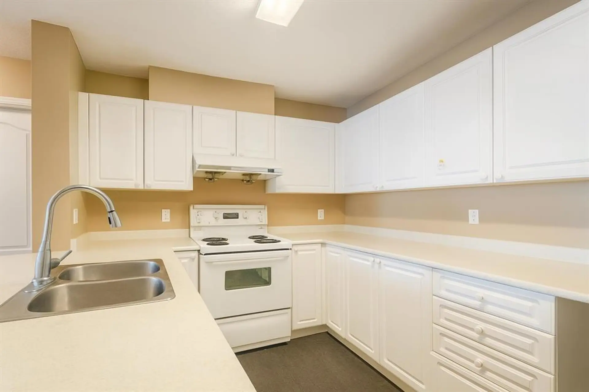 Property at #412 5880 DOVER CRESCENT, Richmond, BC