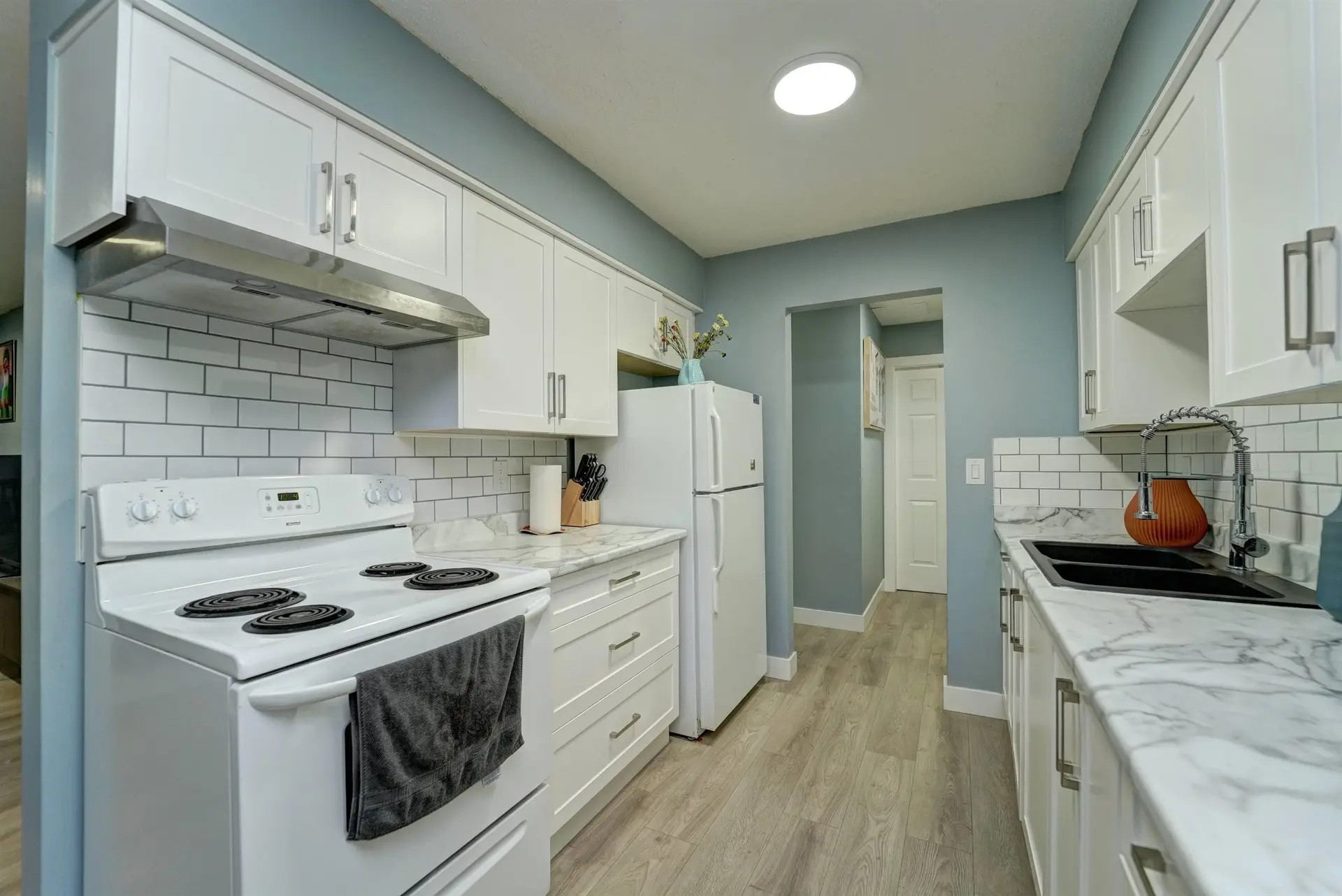 Property at #202 33450 GEORGE FERGUSON WAY, Abbotsford, BC