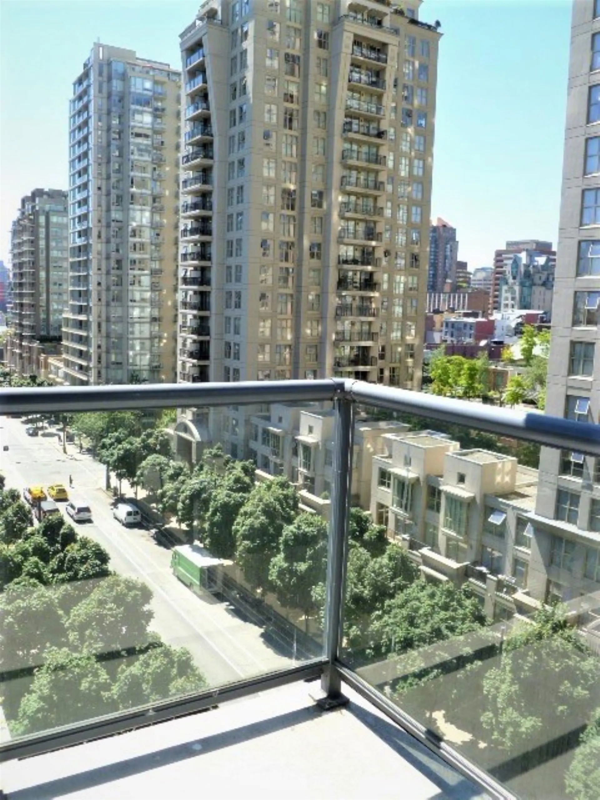 Property at #906 928 RICHARDS STREET, Vancouver, BC