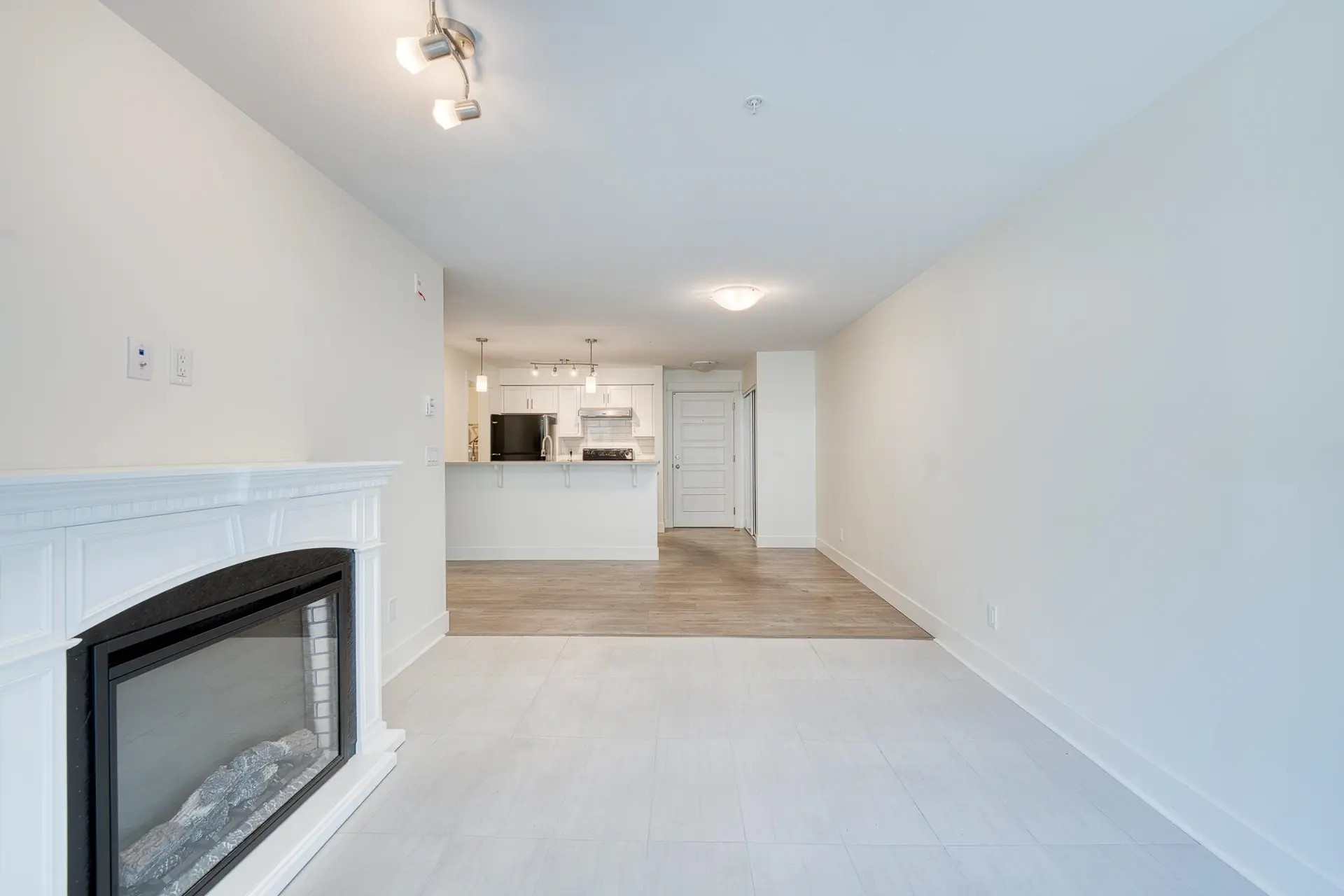 Property at #121 30515 CARDINAL AVENUE, Abbotsford, BC