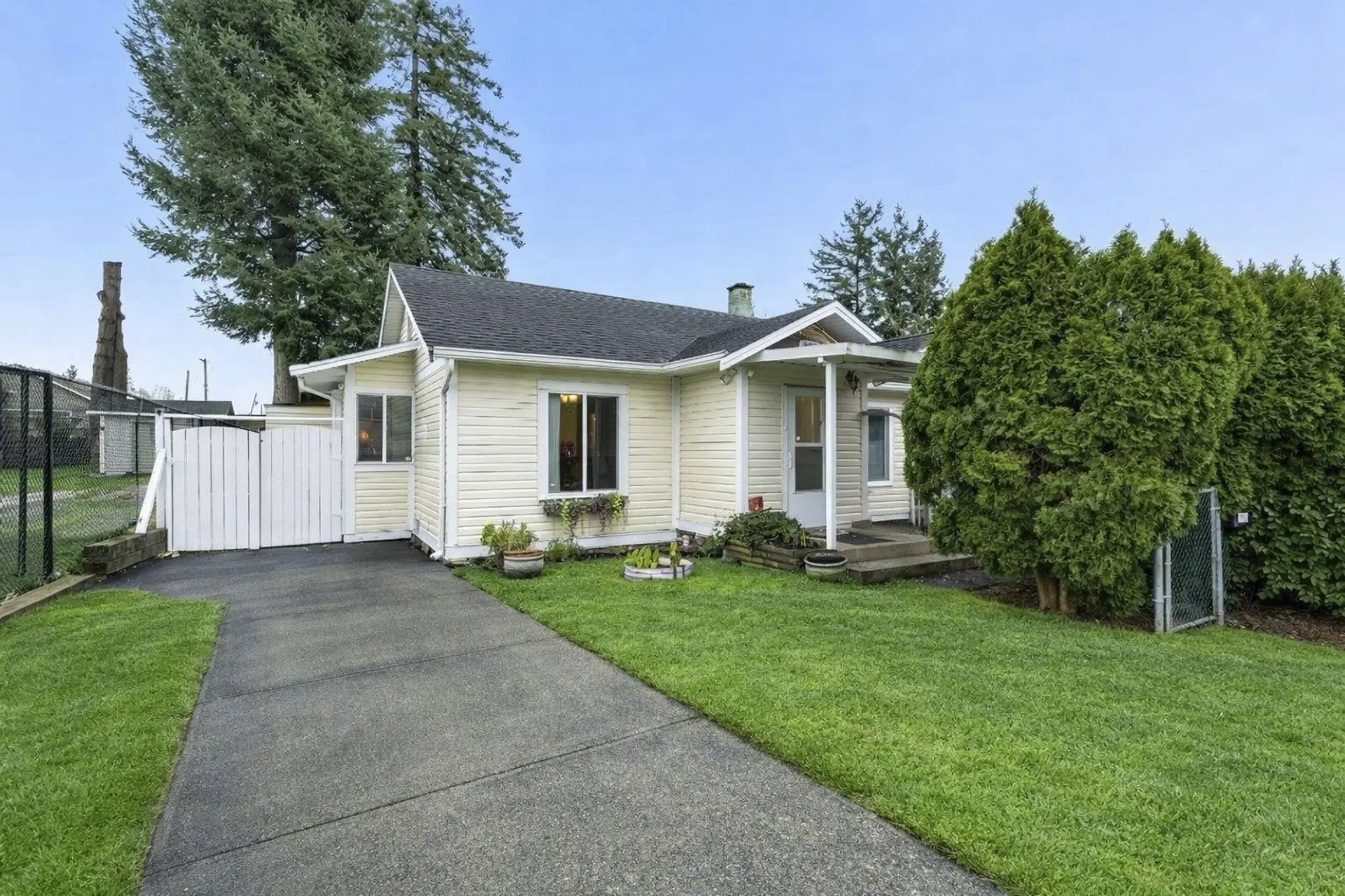 Property at 7566 Dunsmuir Street, Mission, BC
