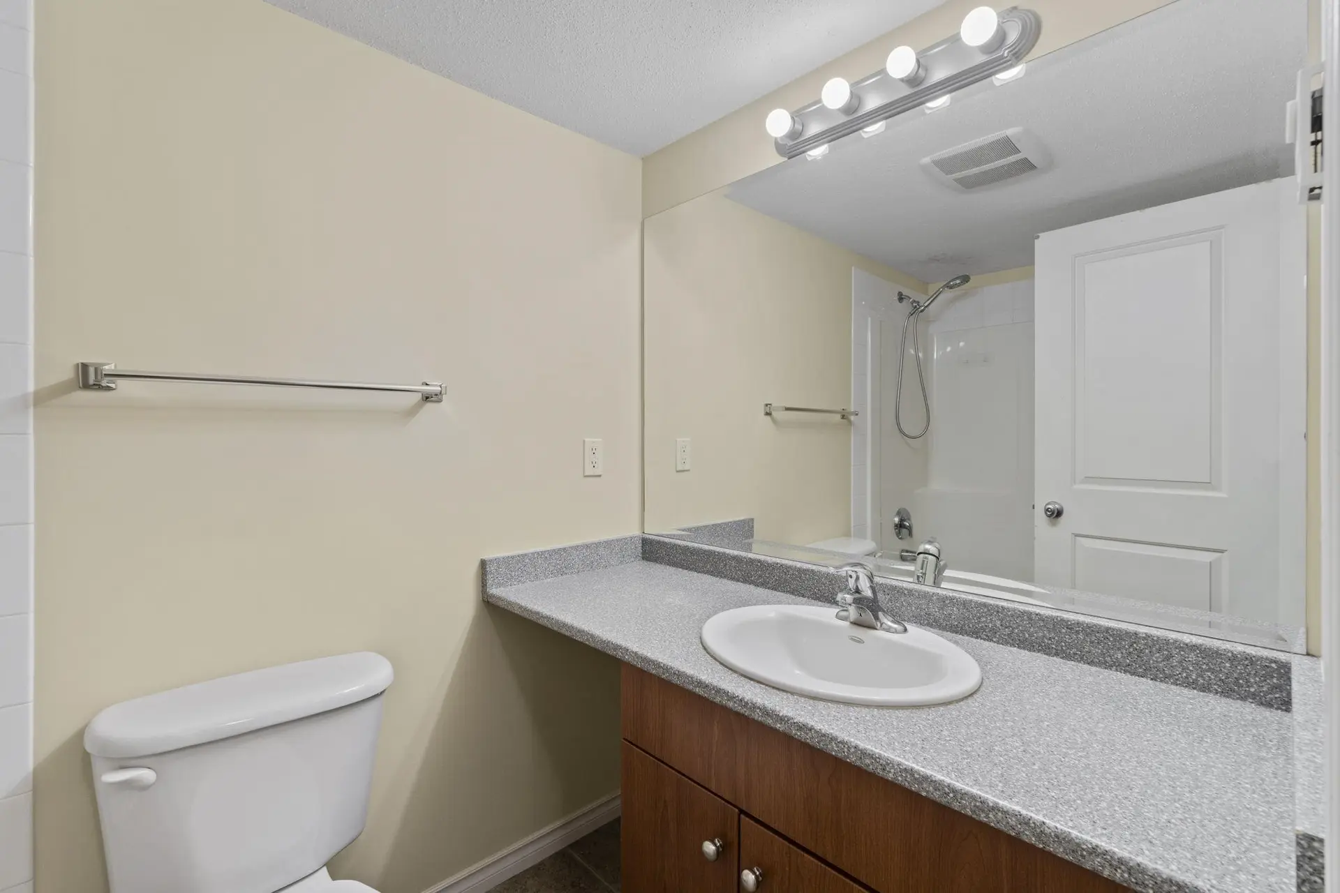 Property at #202 32063 MT WADDINGTON AVENUE, Abbotsford, BC