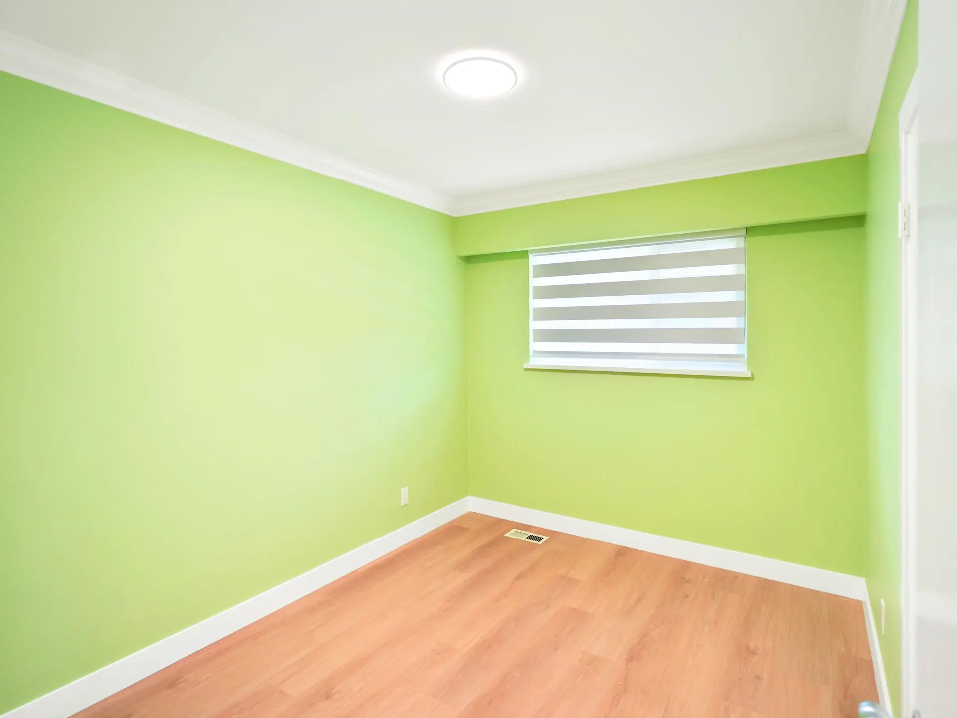 Property at 14935 KEW DRIVE, Surrey, BC