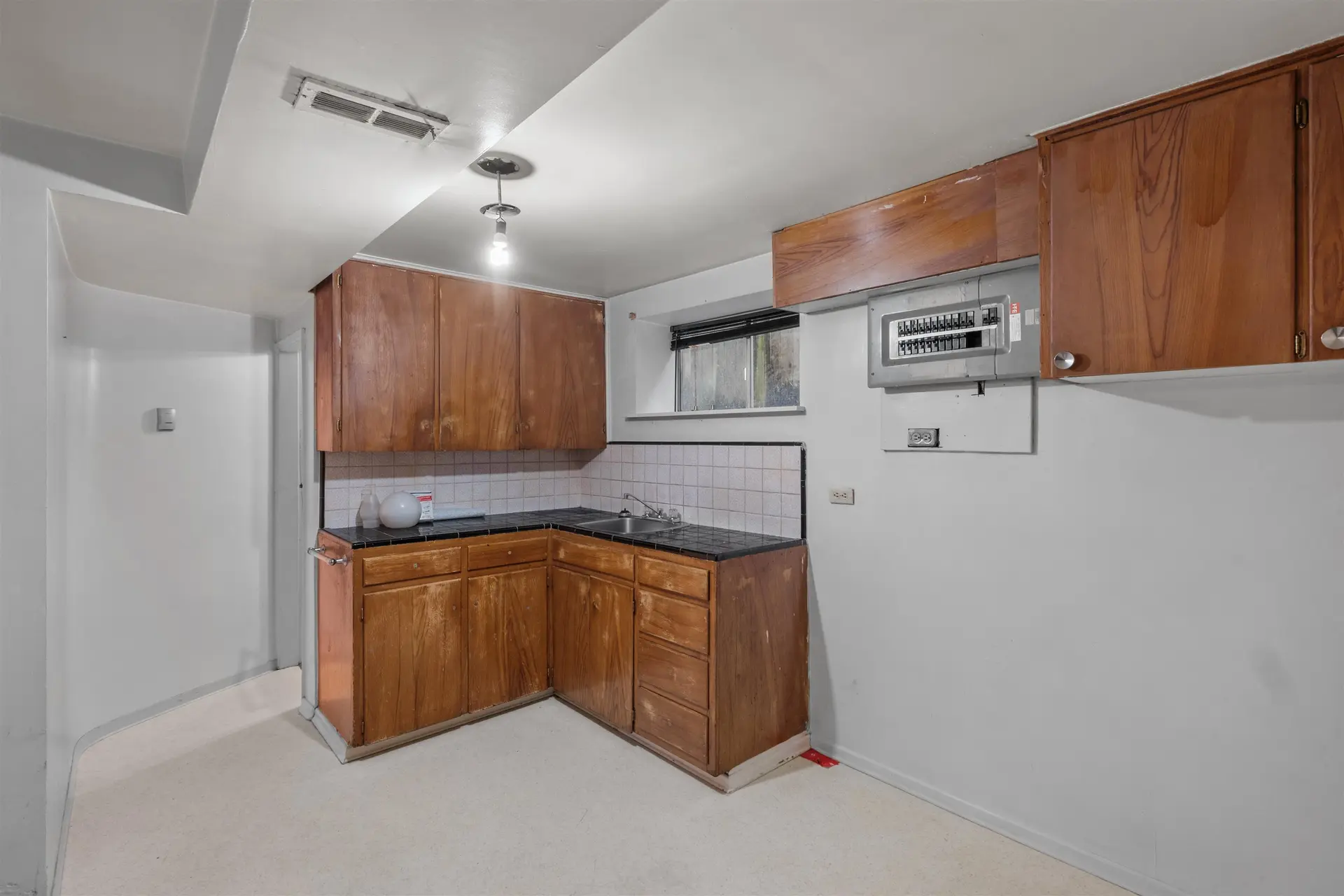 Property at 2525 WESTERN AVENUE, North Vancouver, BC