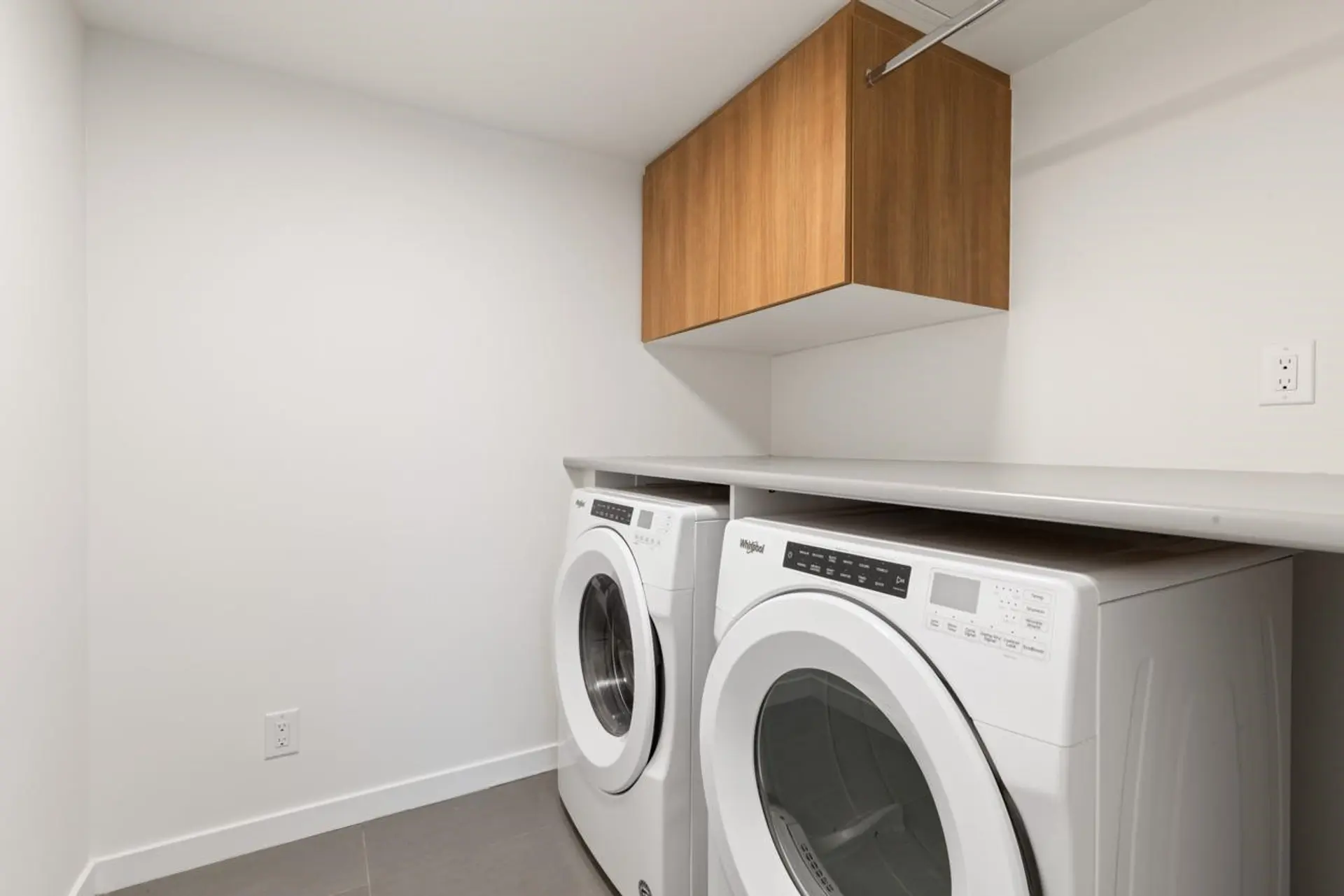 #2 533 E 3rd Street - Image 11