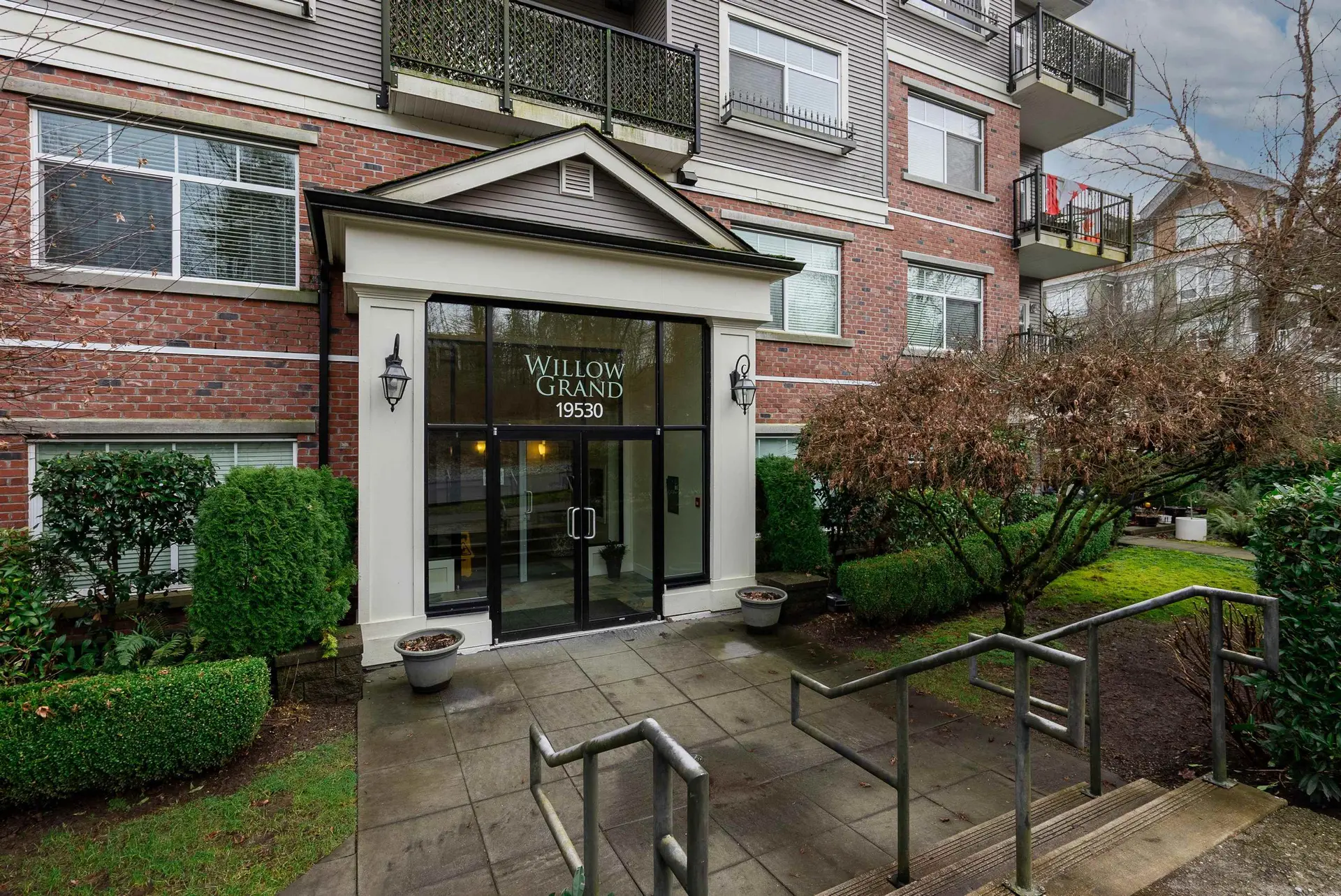 Property at #203 19530 65 AVENUE, Surrey, BC