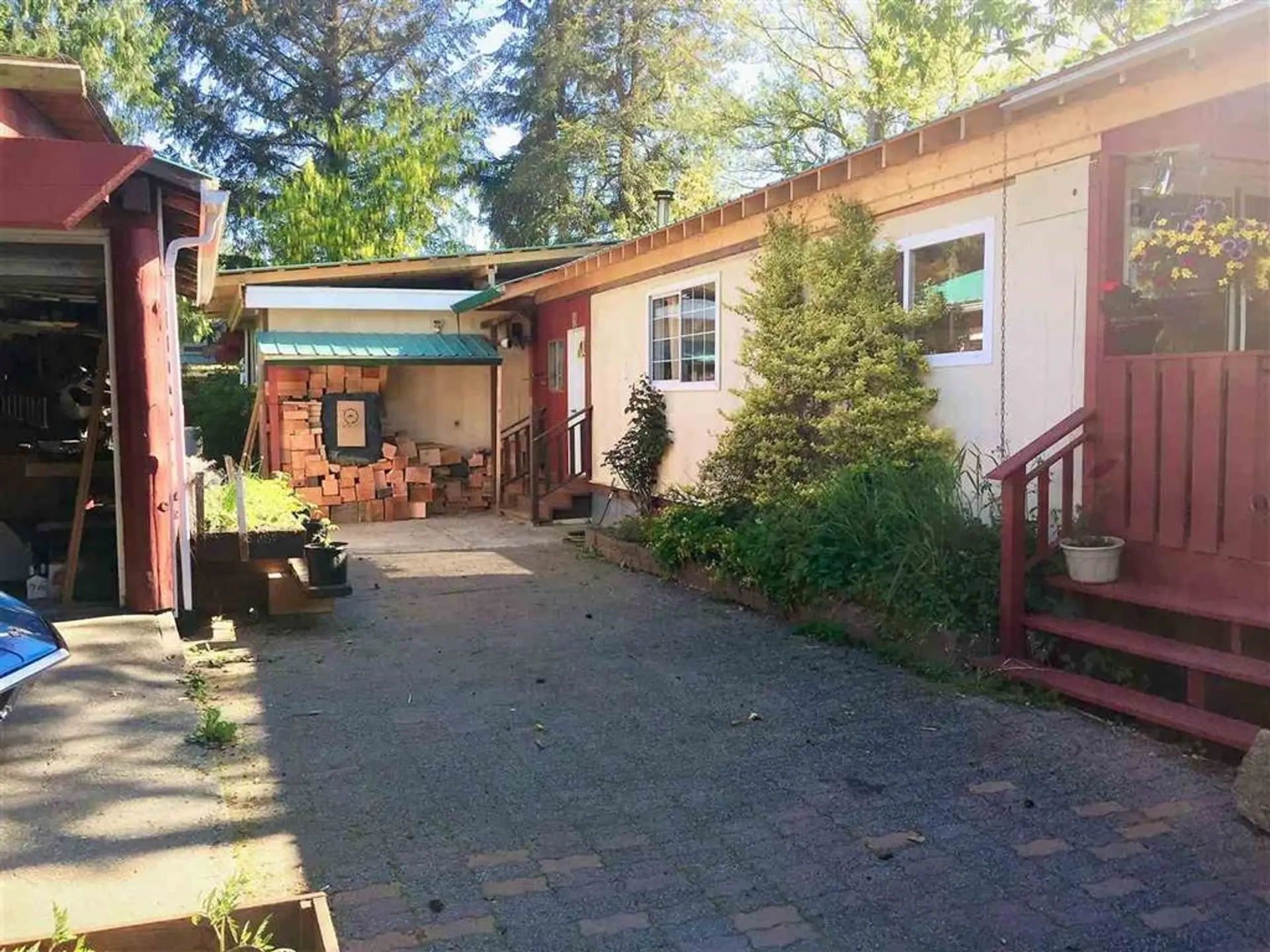 Property at 6 BRACKEN PARKWAY, Squamish, BC