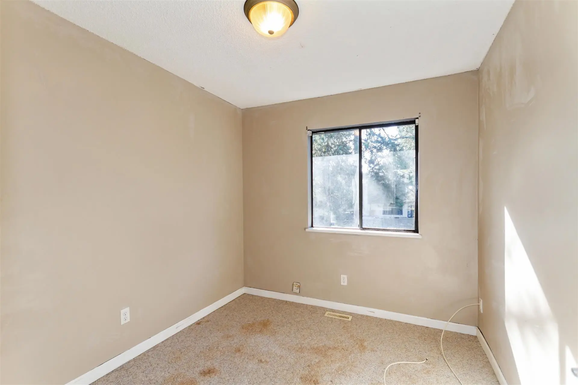 #80 2905 Norman Avenue - Image 15