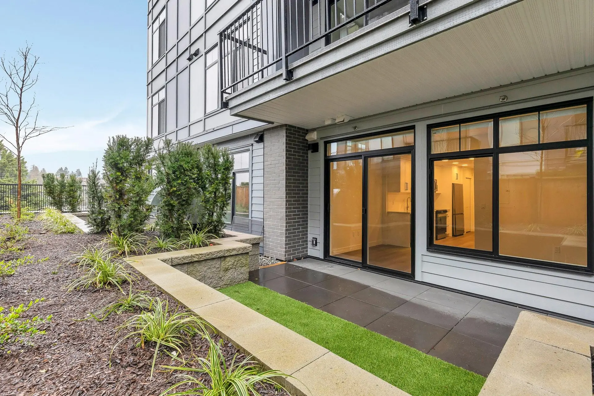 Property at #204 33820 SOUTH FRASER WAY, Abbotsford, BC