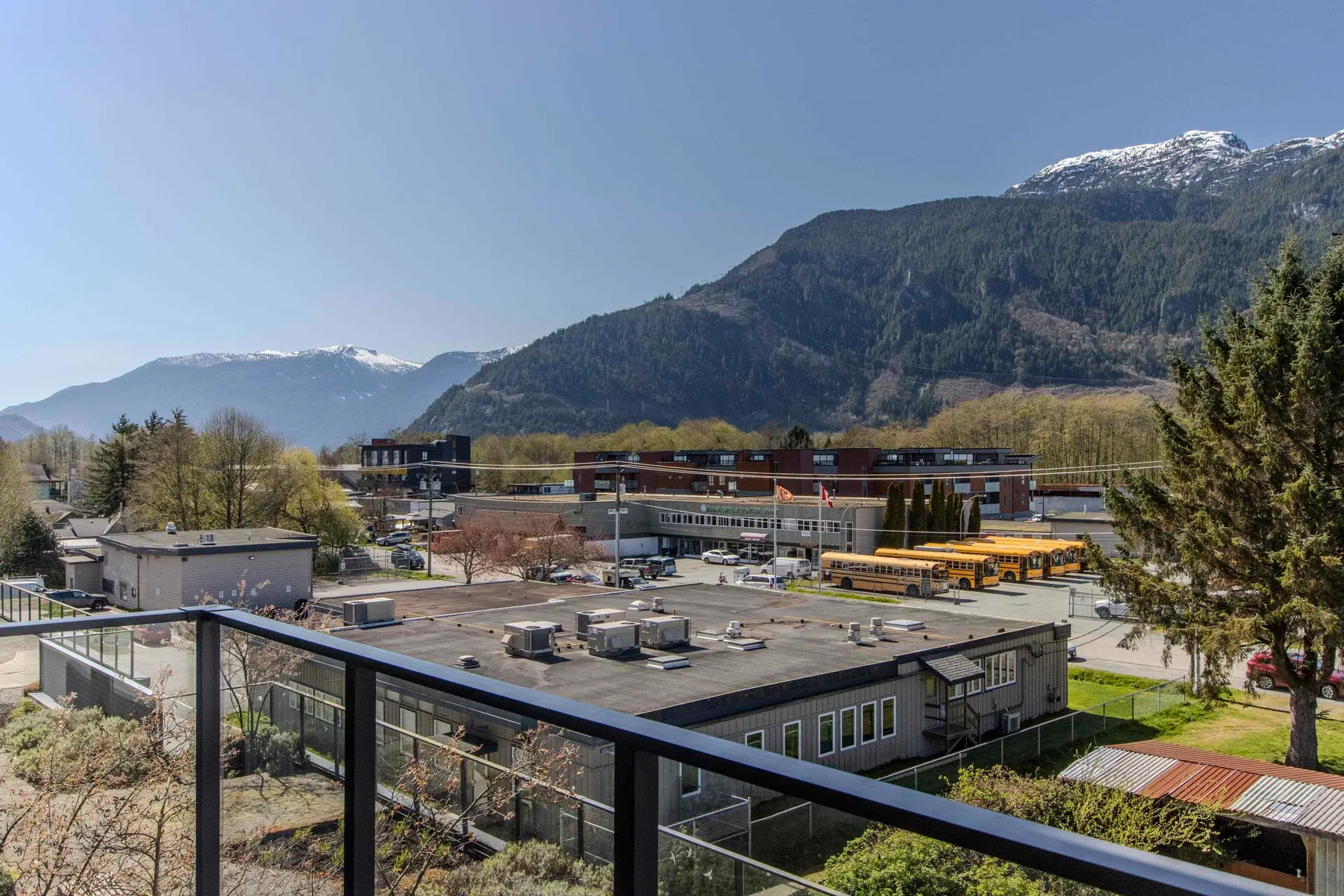 Property at #417 37881 CLEVELAND AVENUE, Squamish, BC