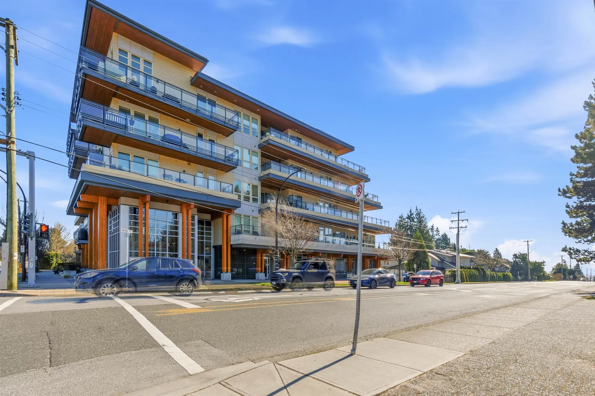 Property at #313 14022 NORTH BLUFF ROAD, White Rock, BC